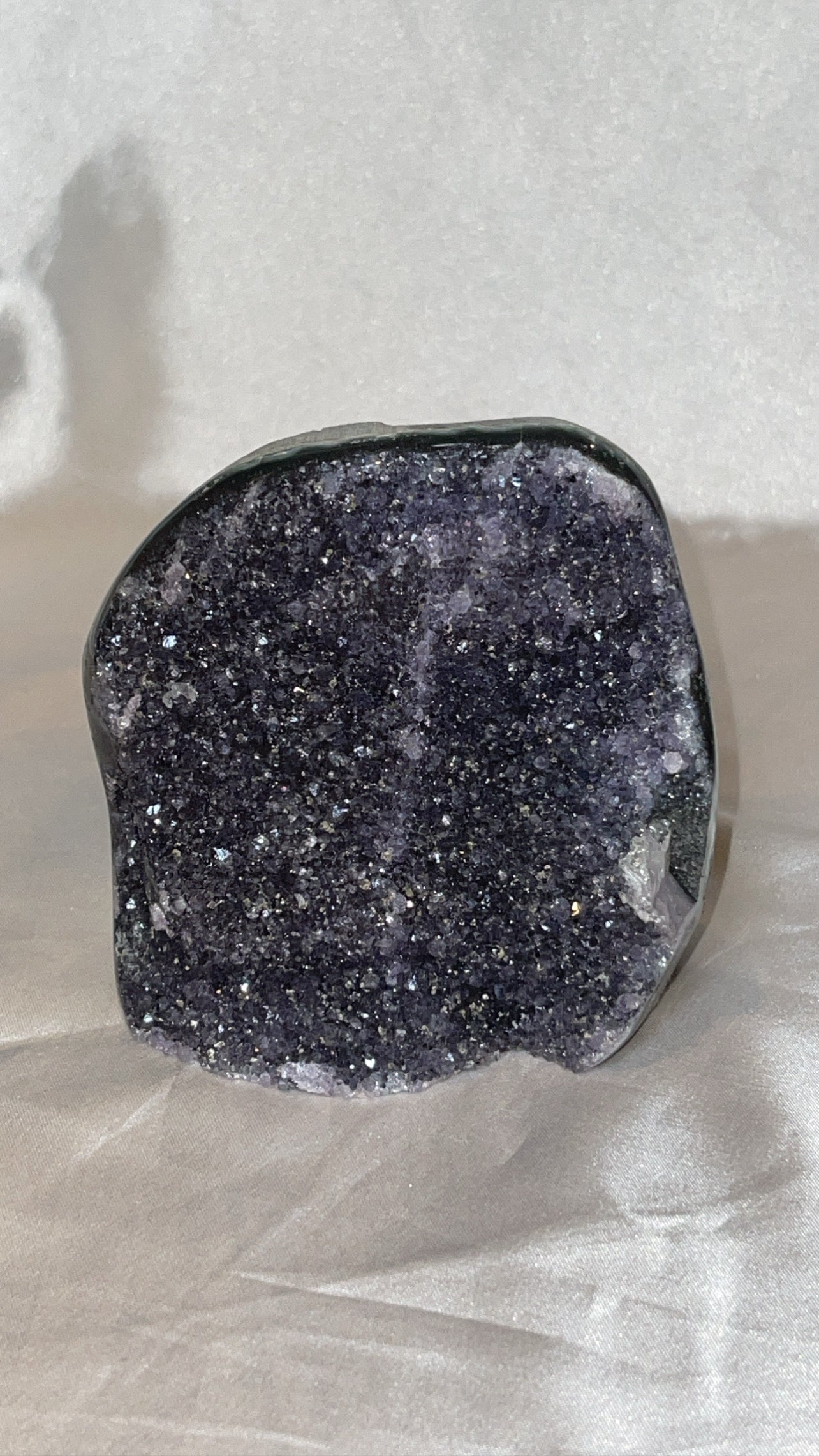 Druzy Galaxy Amethyst AAA Large Cutbase