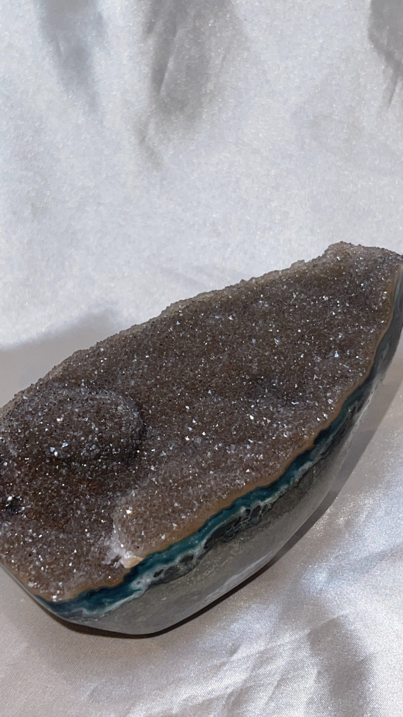 Druzy Galaxy Amethyst Large Cutbase