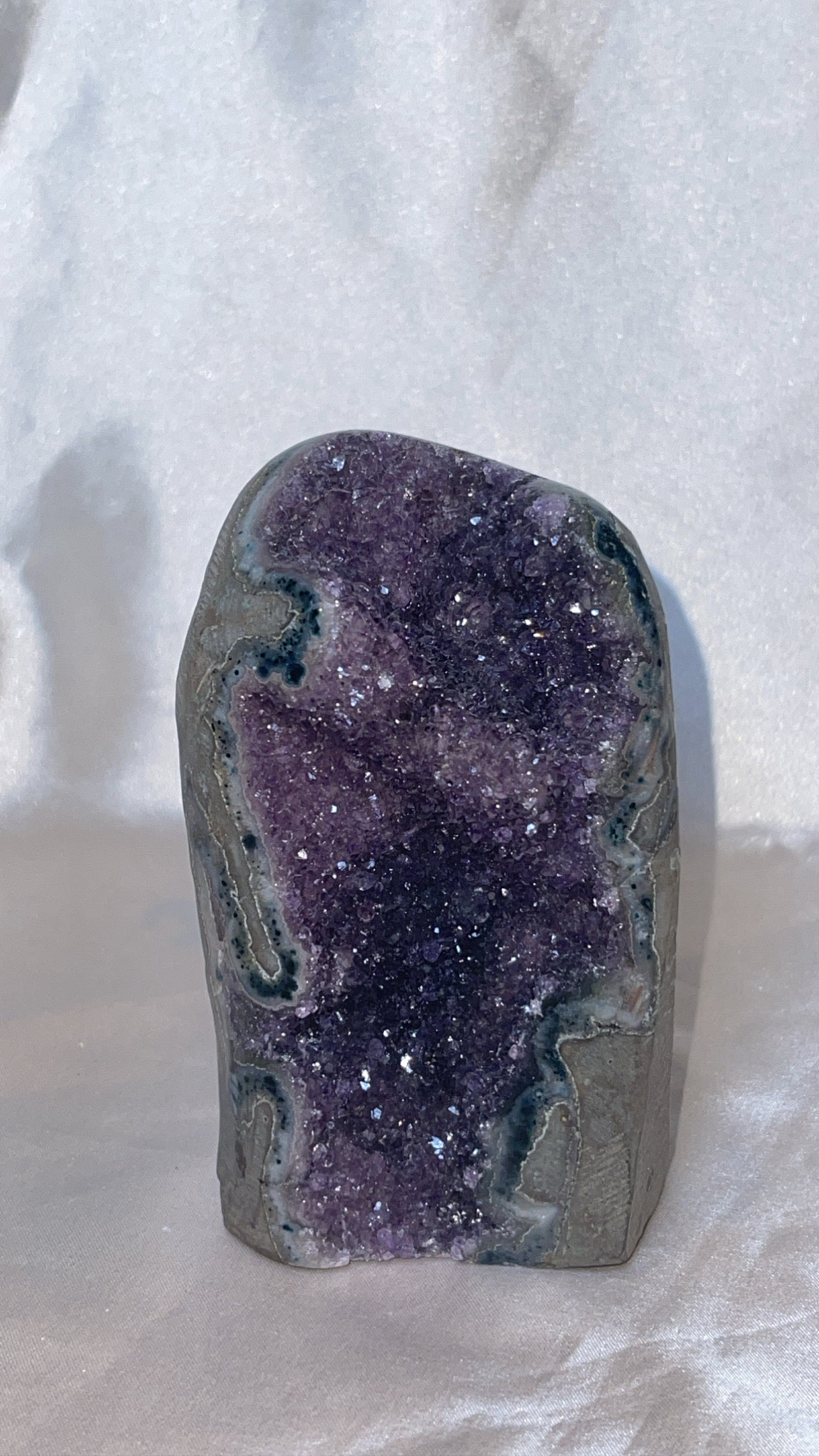 Druzy Galaxy Amethyst AAA Large Cutbase