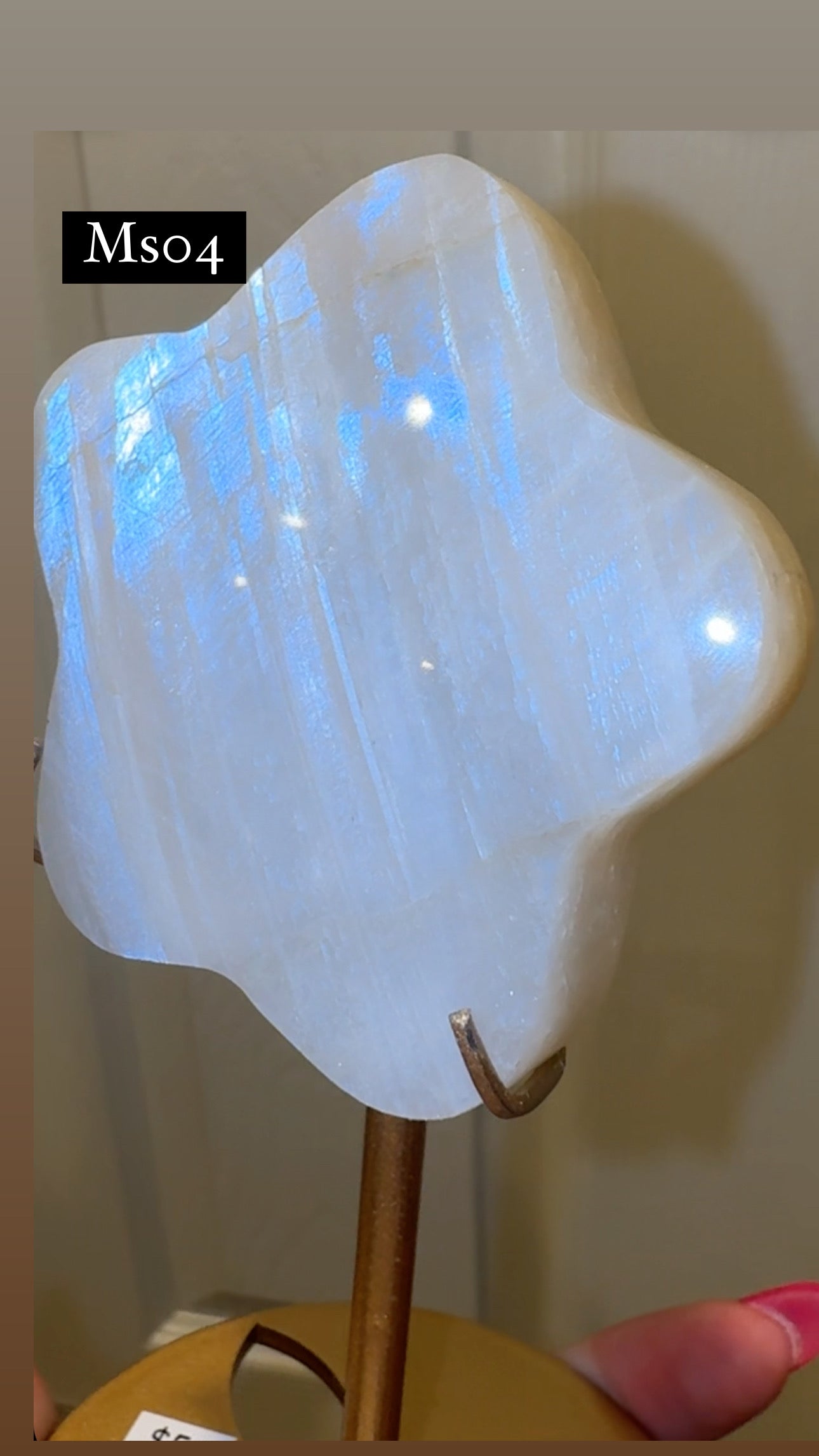 Moonstone Star on Stand AAA