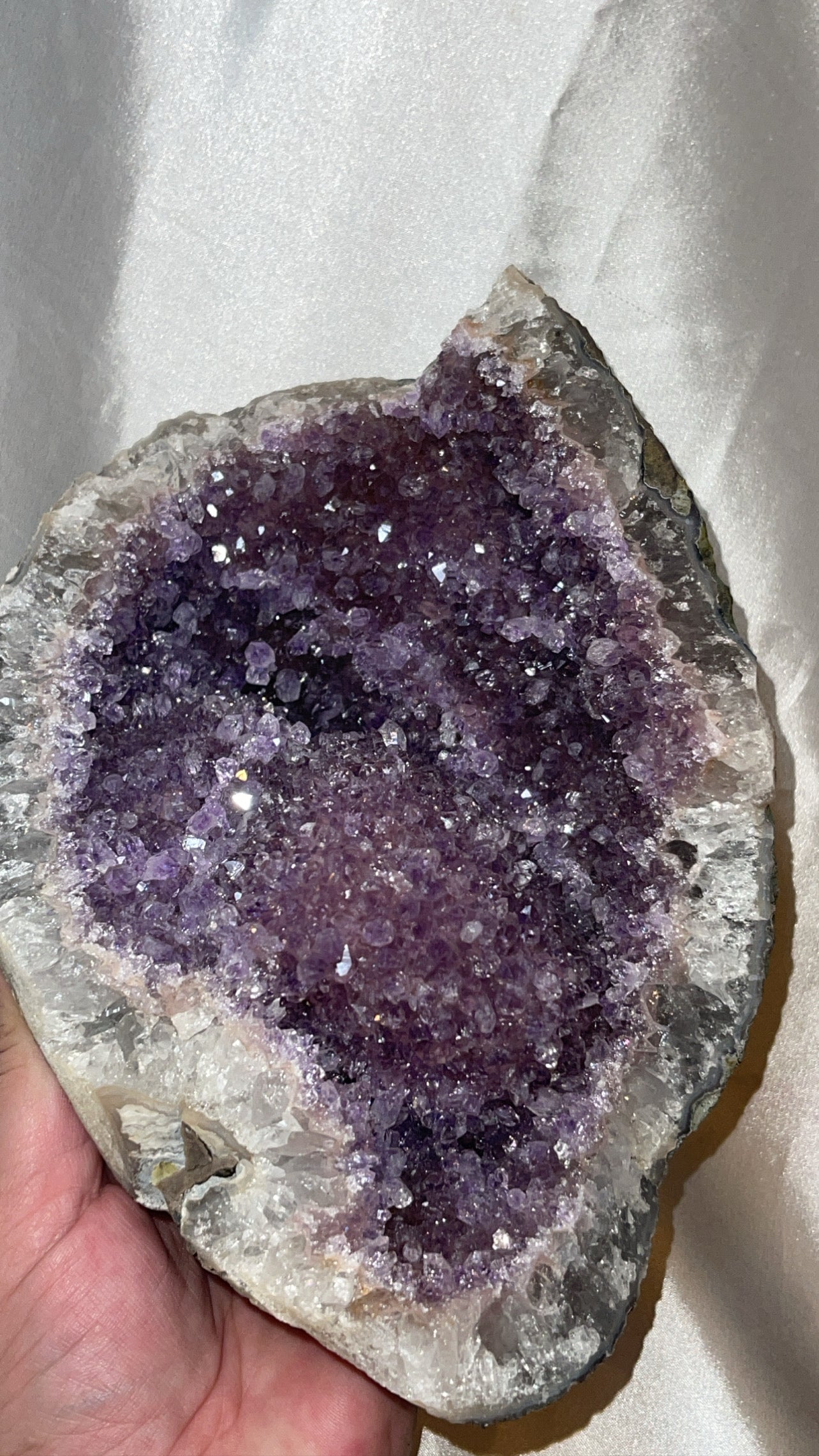 Druzy Amethyst Geode XXL Display