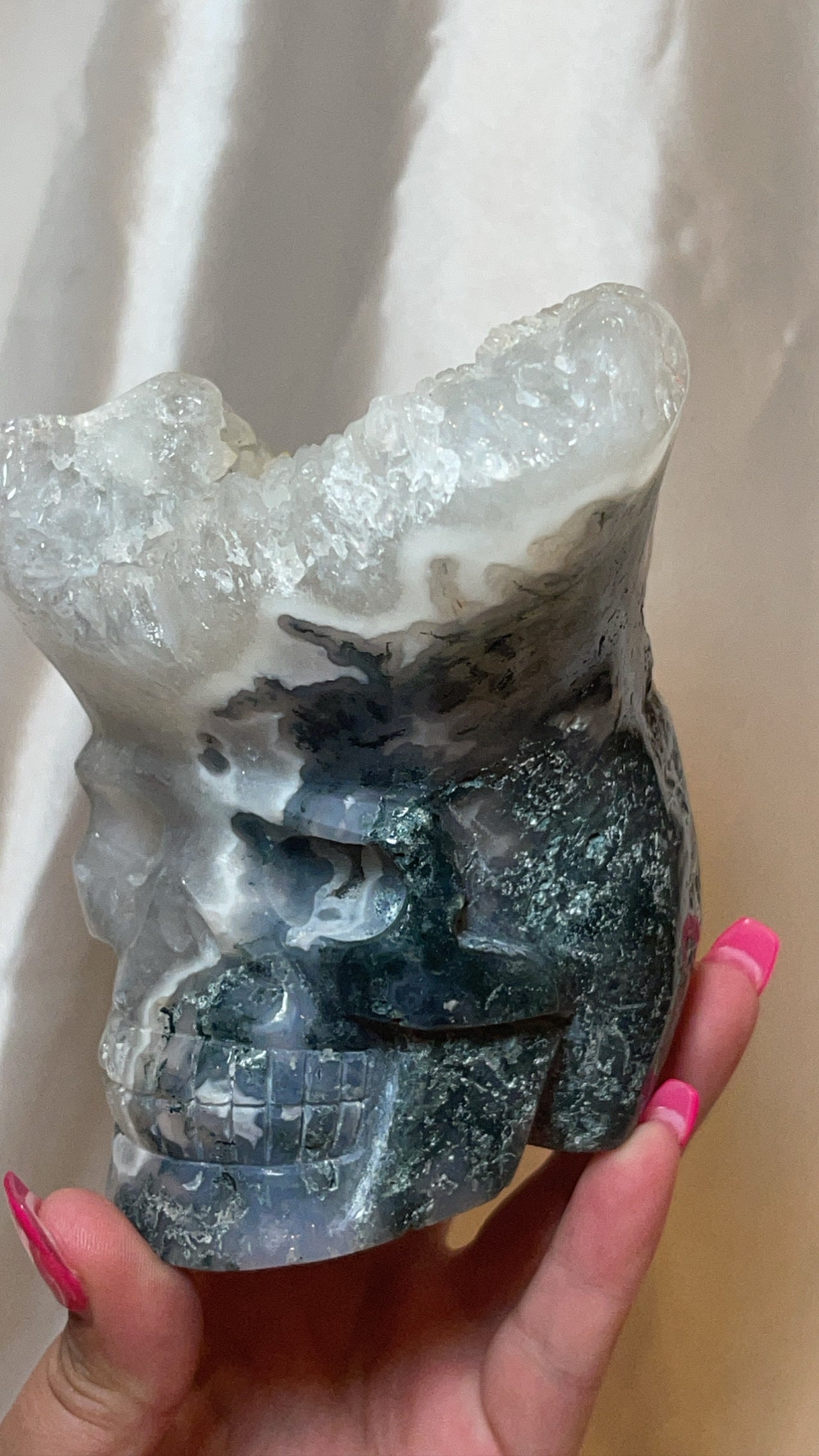 Moss Agate & Quartz XXL Mohawk Skull