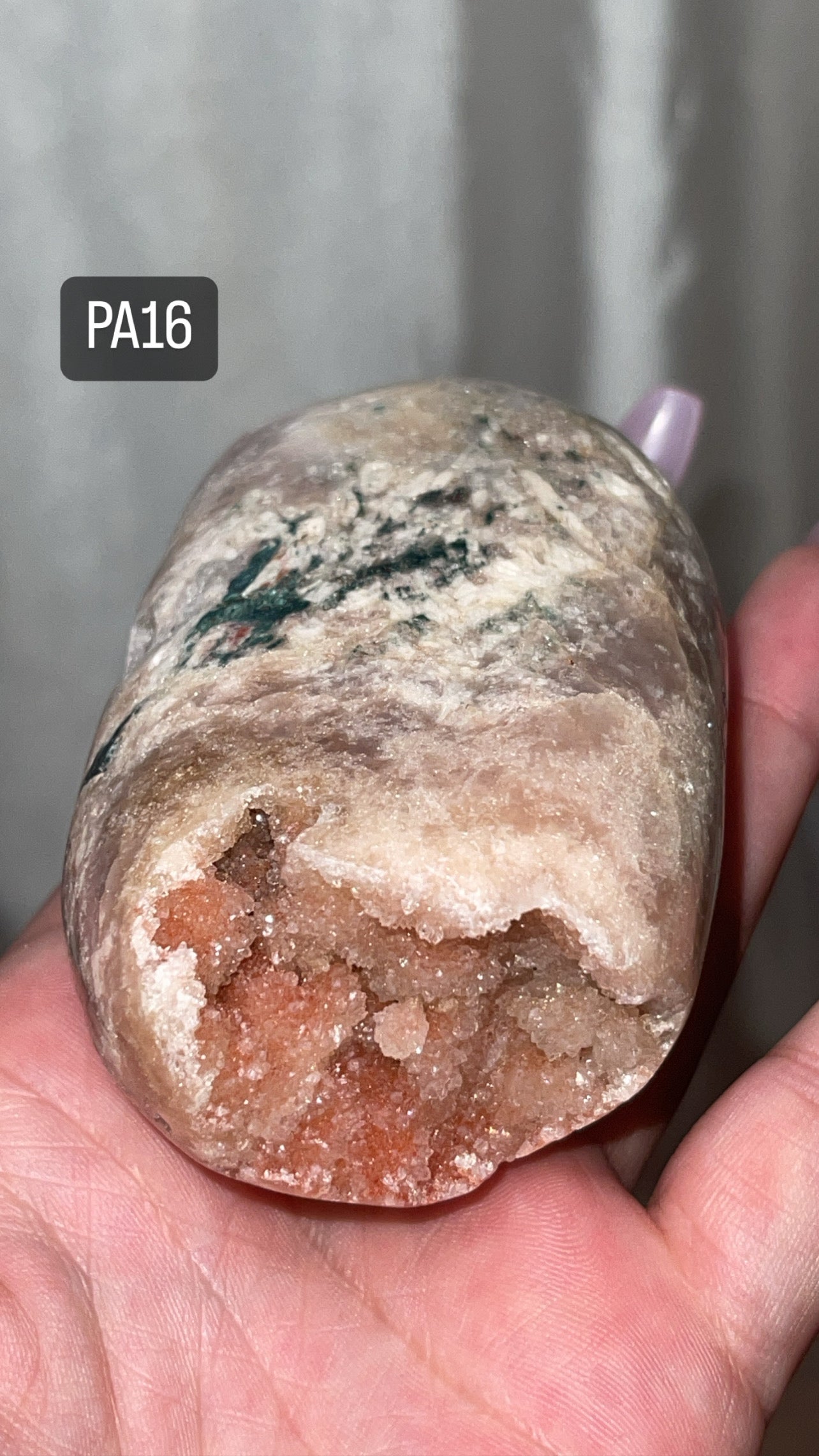 Pink Amethyst XL Palmstone