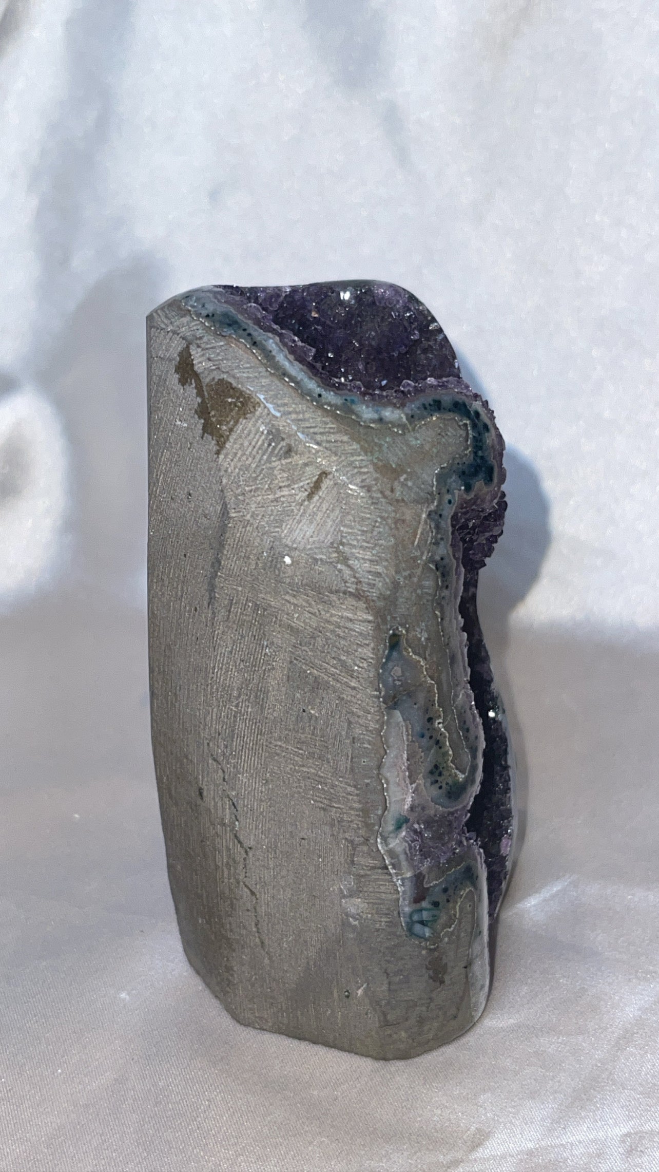 Druzy Galaxy Amethyst AAA Large Cutbase