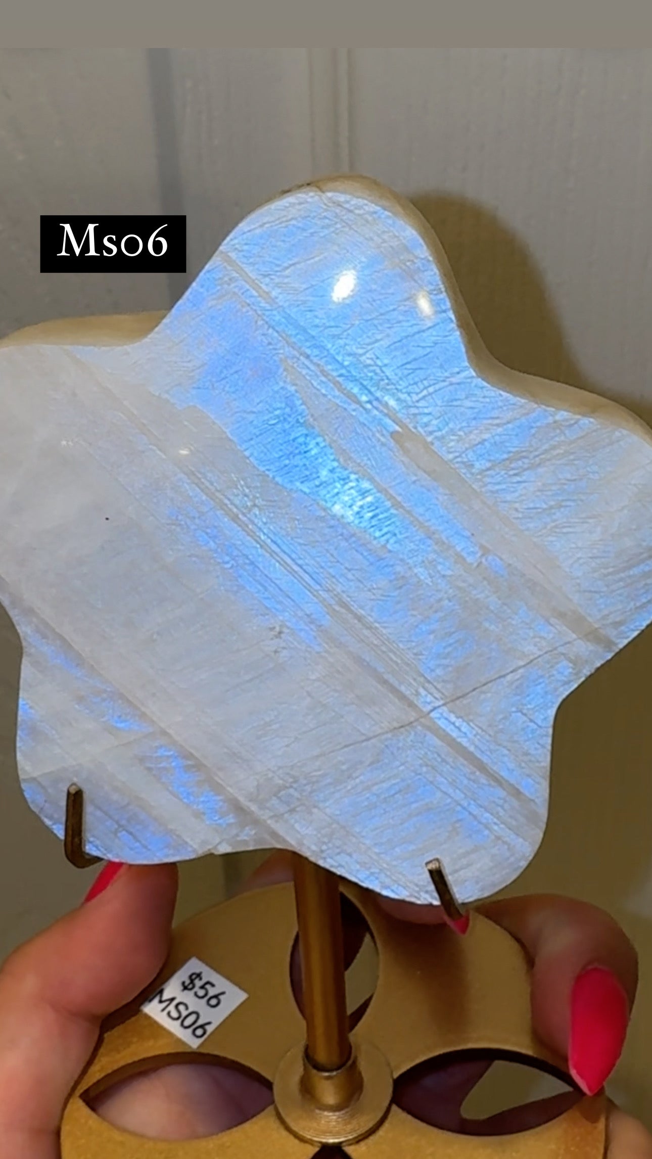 Moonstone Star on Stand AAA