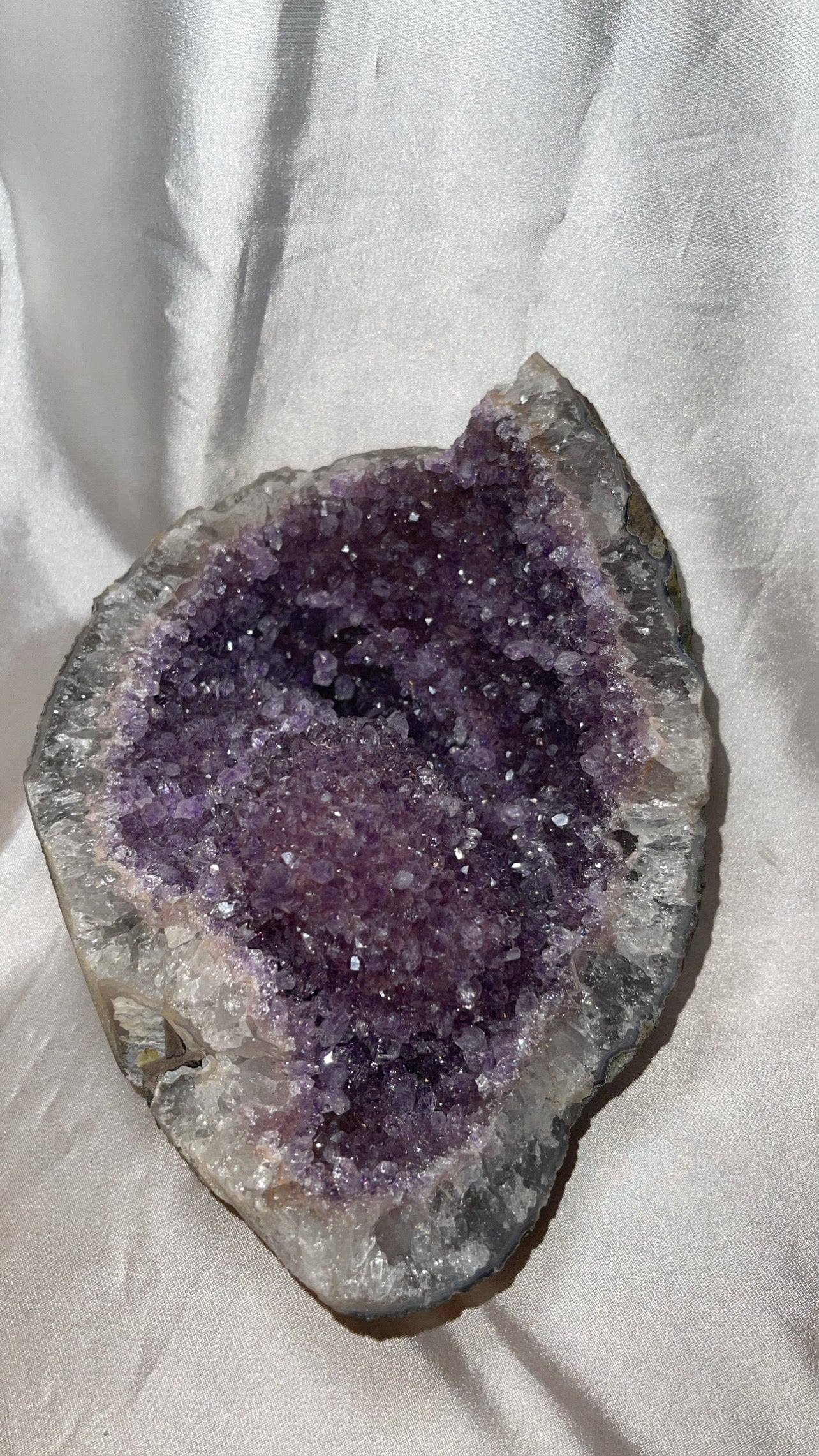 Druzy Amethyst Geode XXL Display