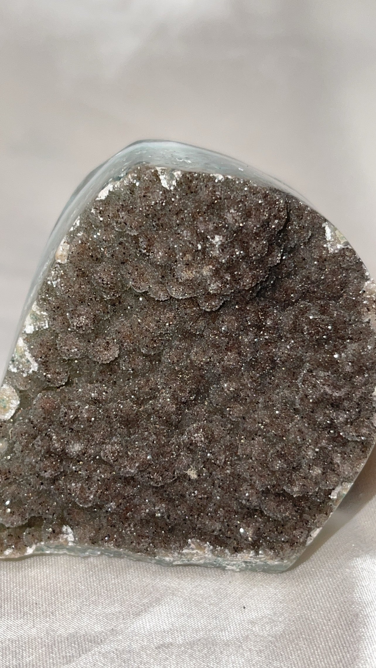 Druzy Black Galaxy Amethyst Cutbase