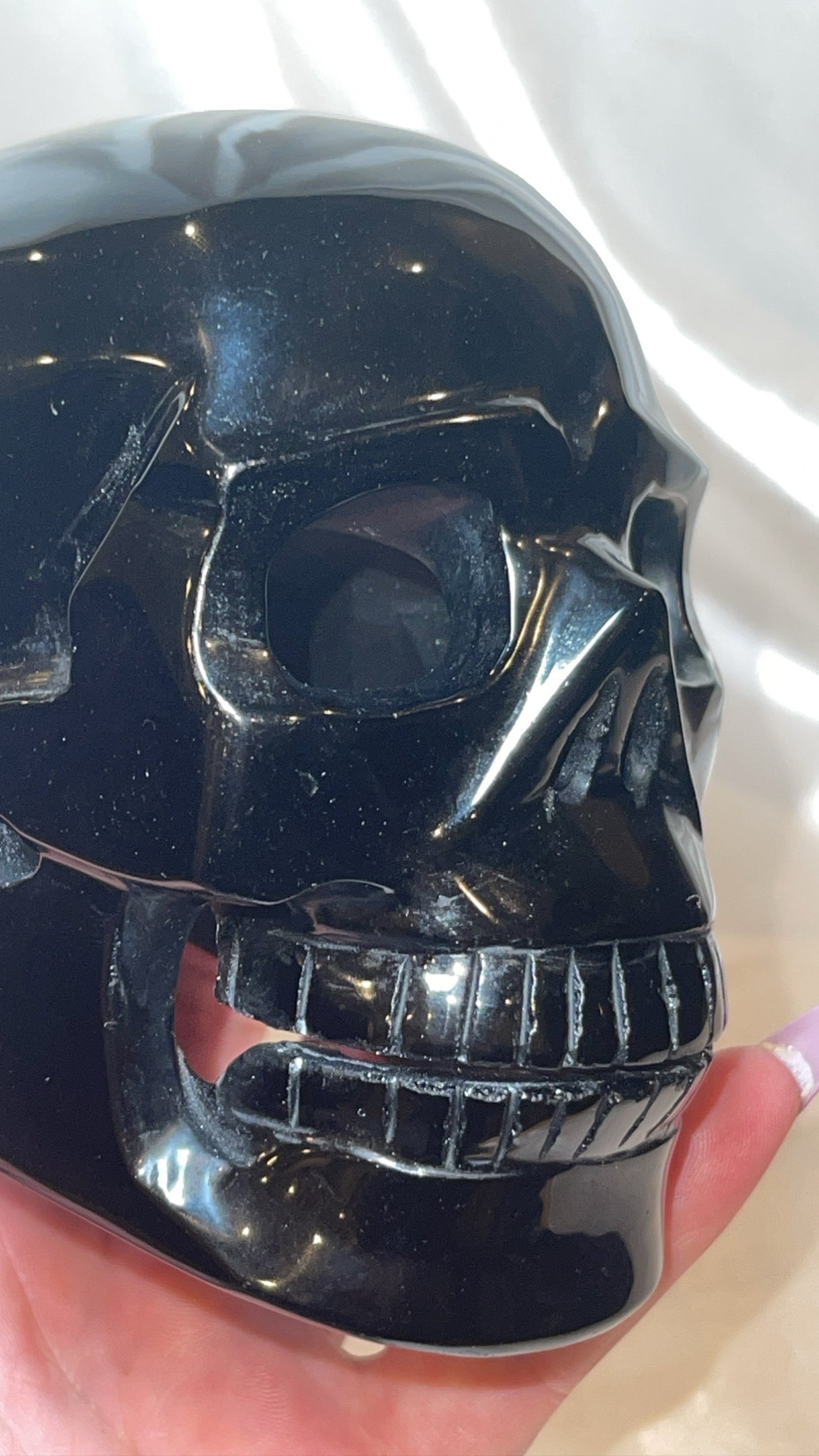 Obsidian Hollow XL Skull