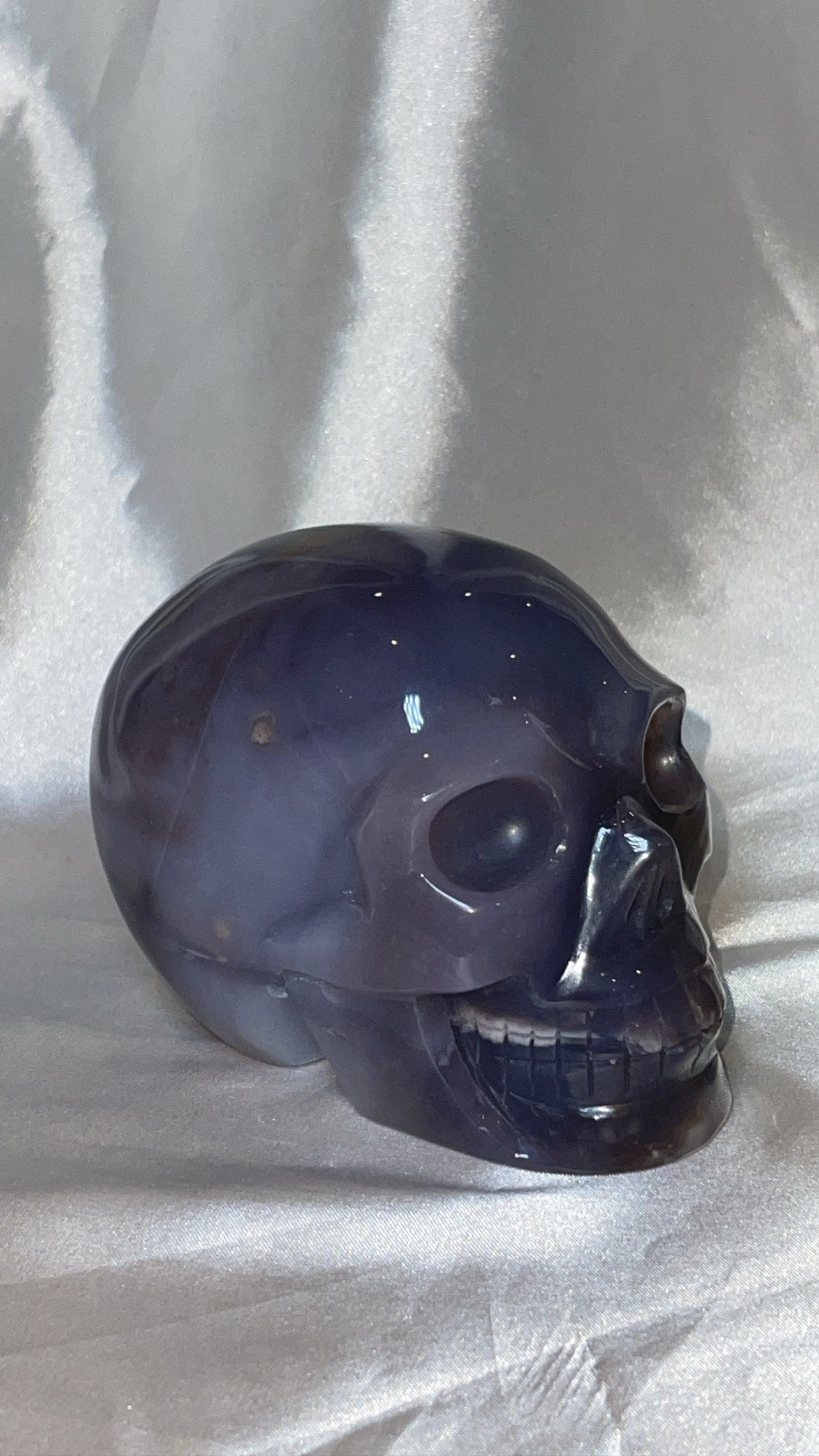 Purple Chalcedony AAA XL Skull