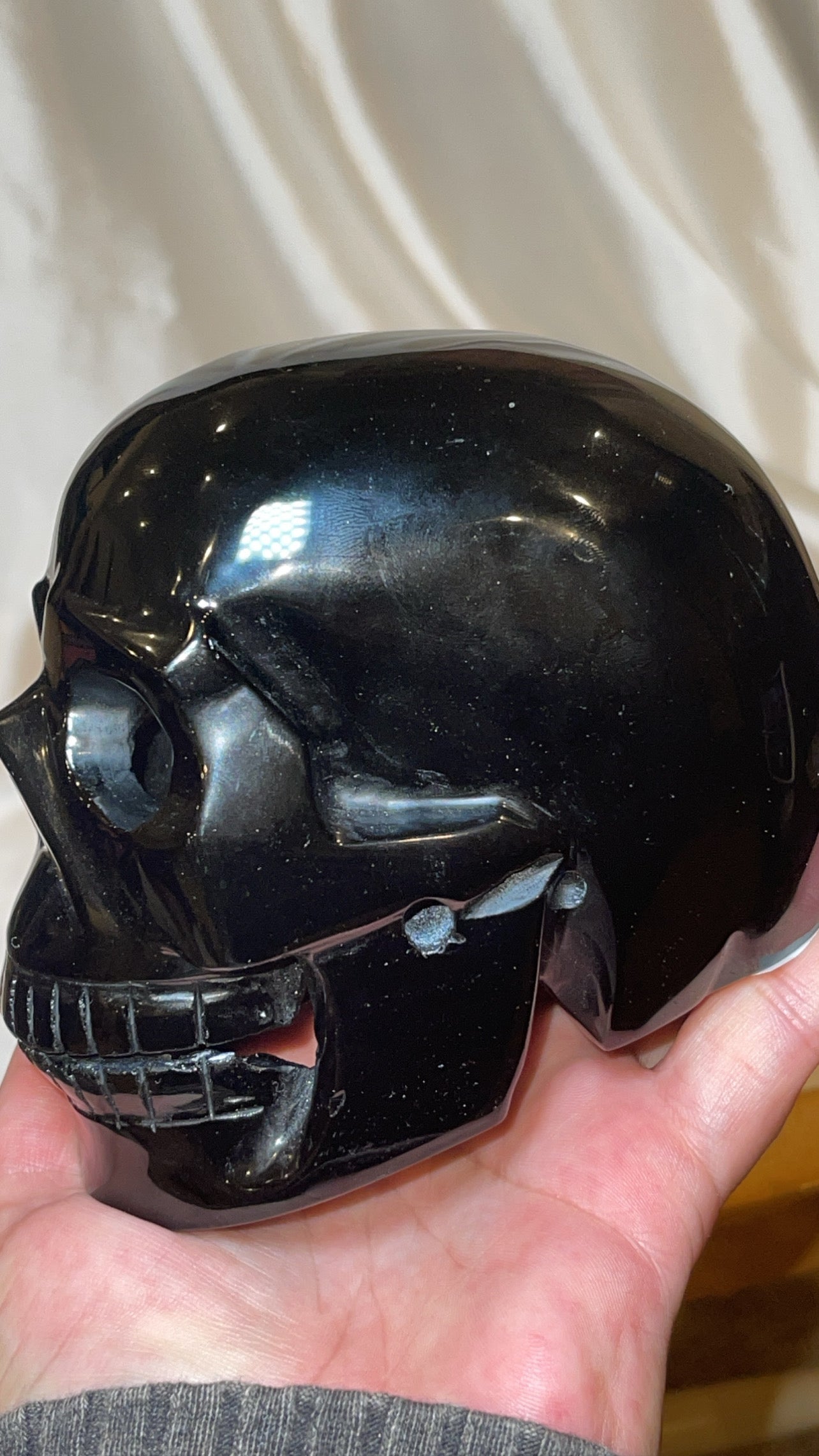 Obsidian Hollow XL Skull