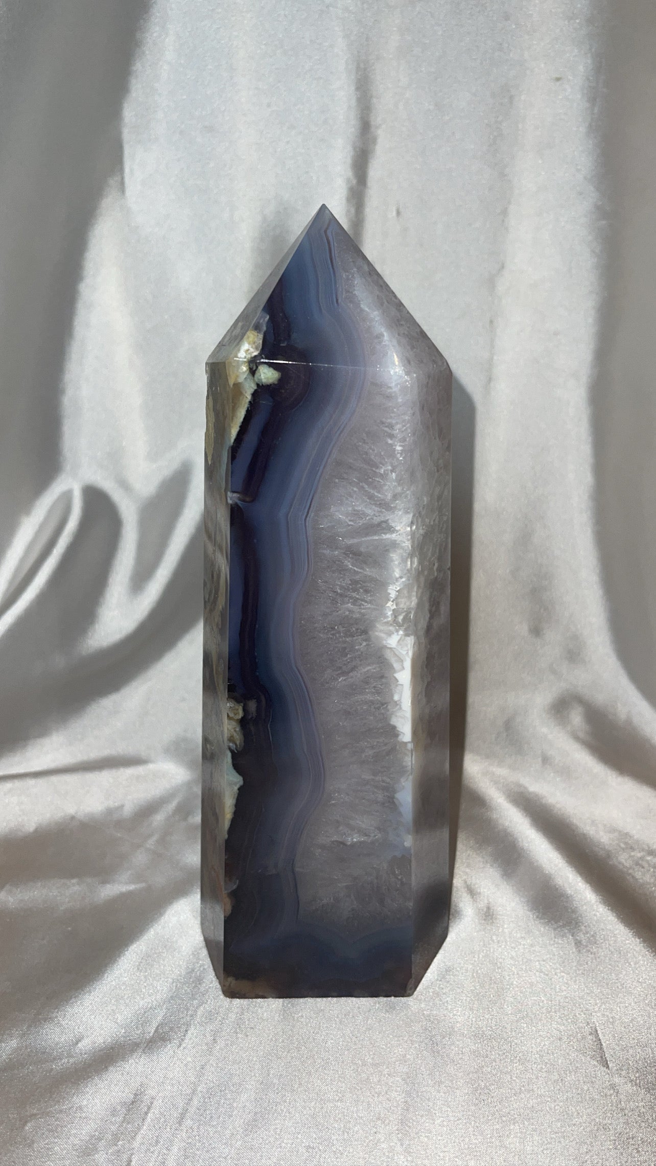 Black Flower Agate XXL Tower