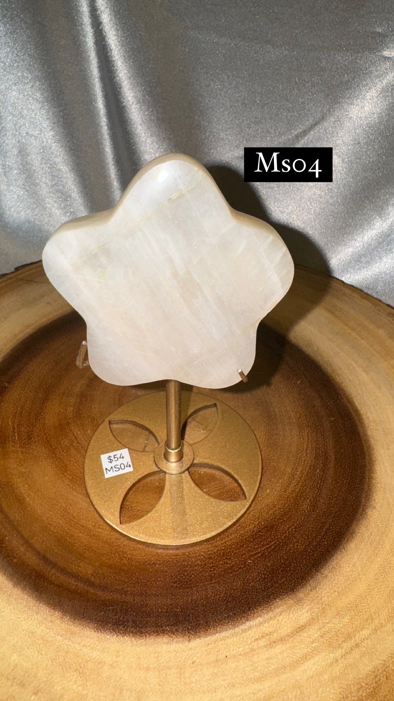 Moonstone Star on Stand AAA