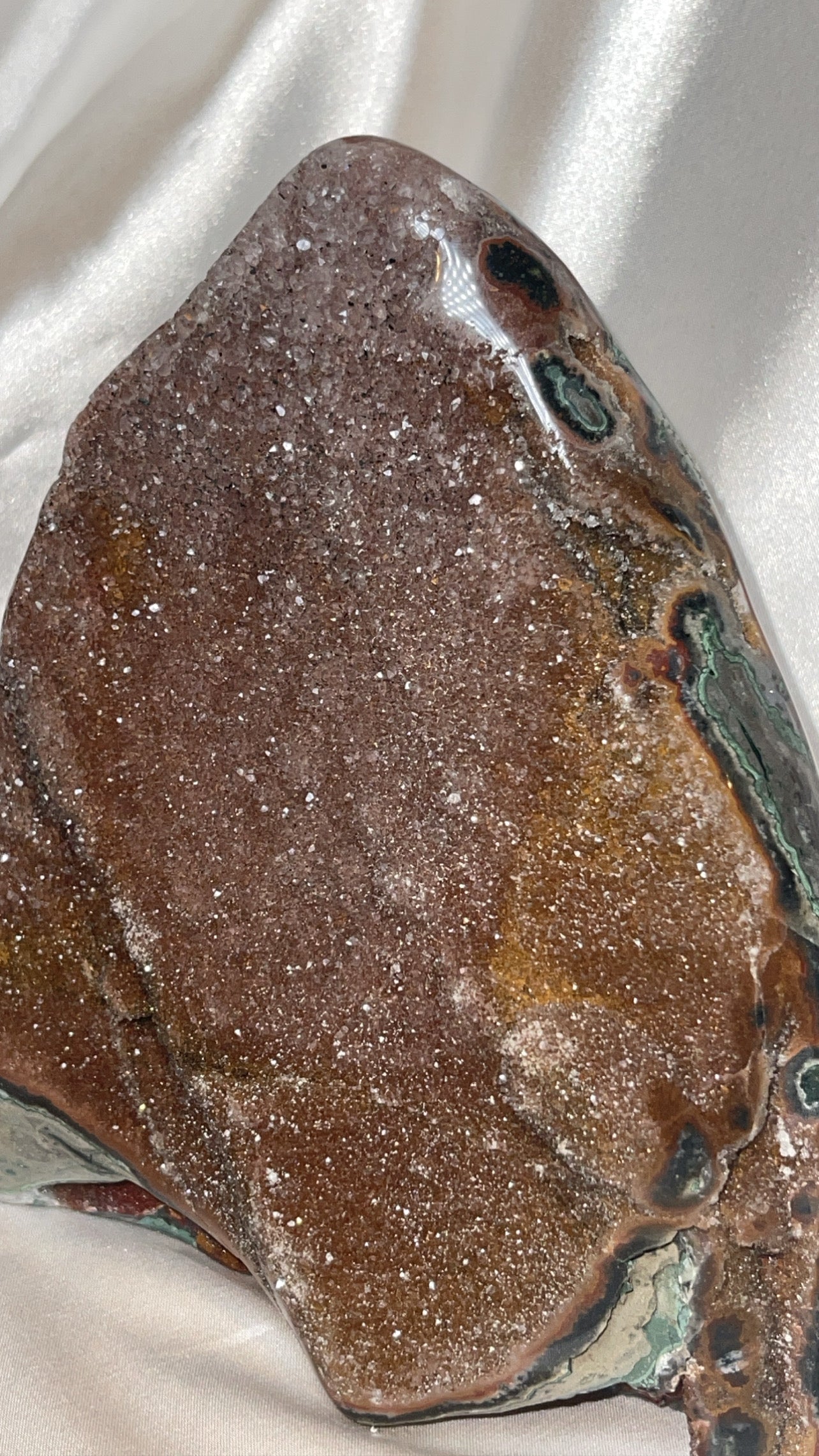 Druzy Galaxy Amethyst AAA XXL Cutbase