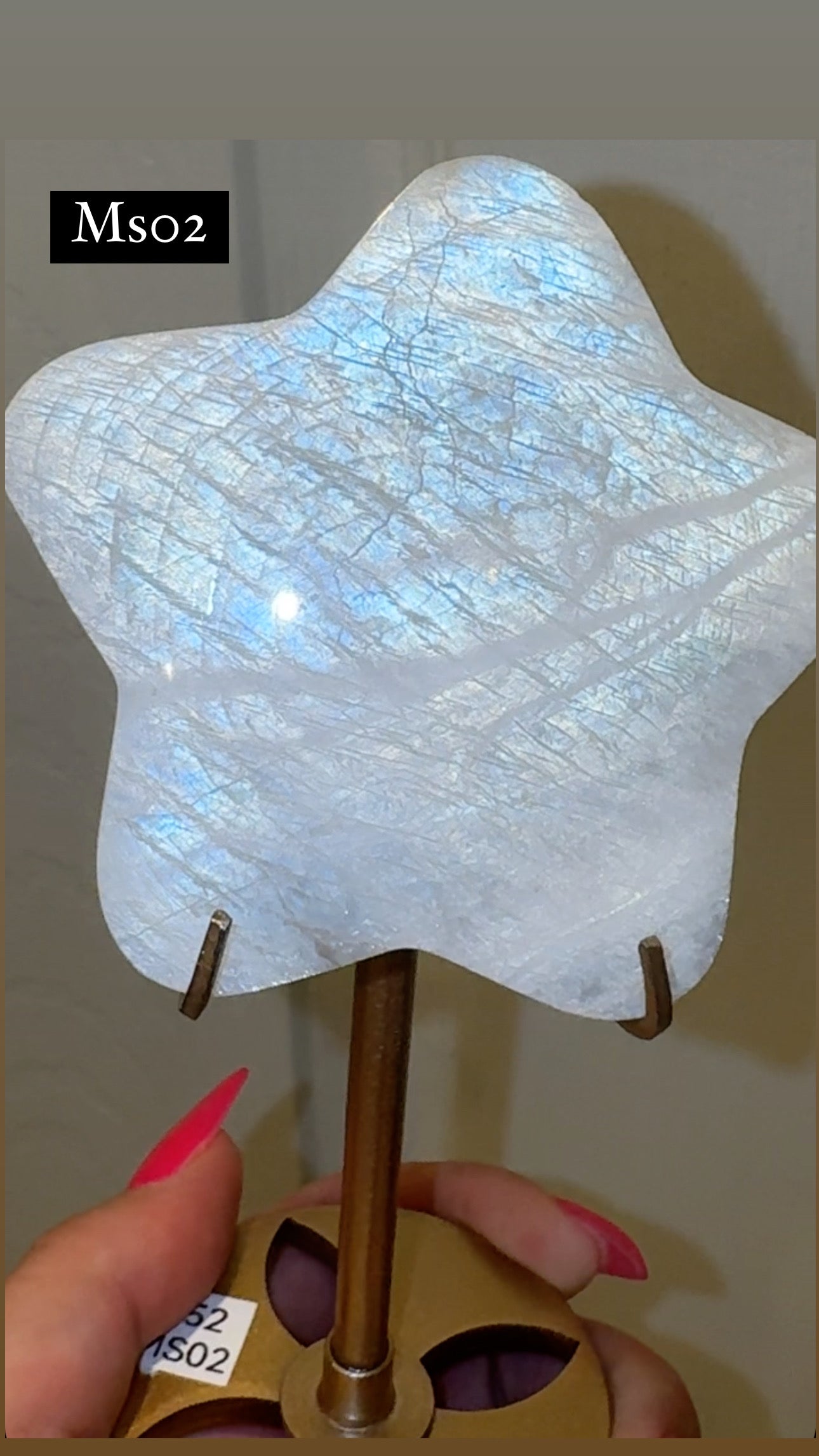 Moonstone Star on Stand AAA