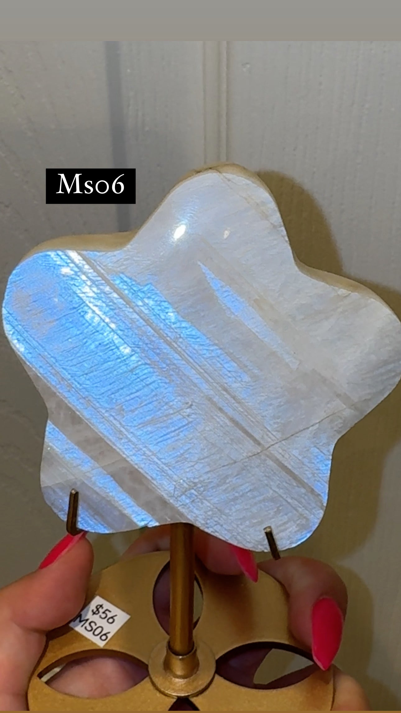 Moonstone Star on Stand AAA