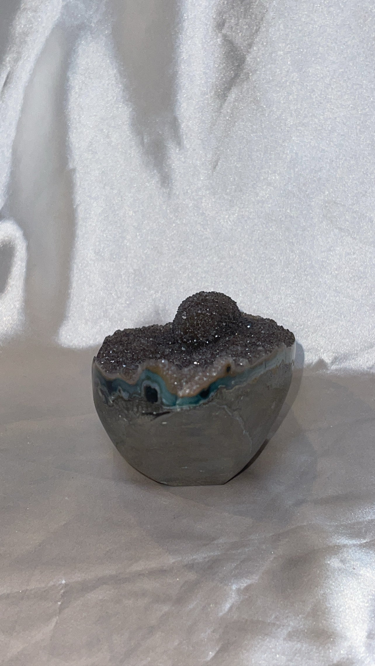 Druzy Galaxy Amethyst Large Cutbase