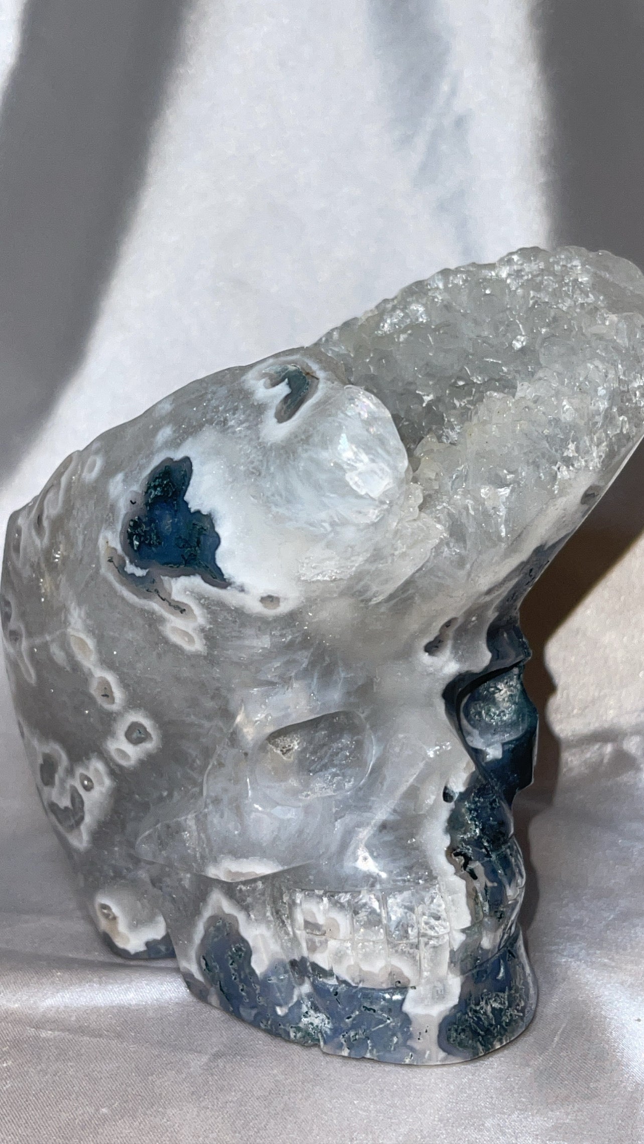 Moss Agate & Quartz XXL Mohawk Skull