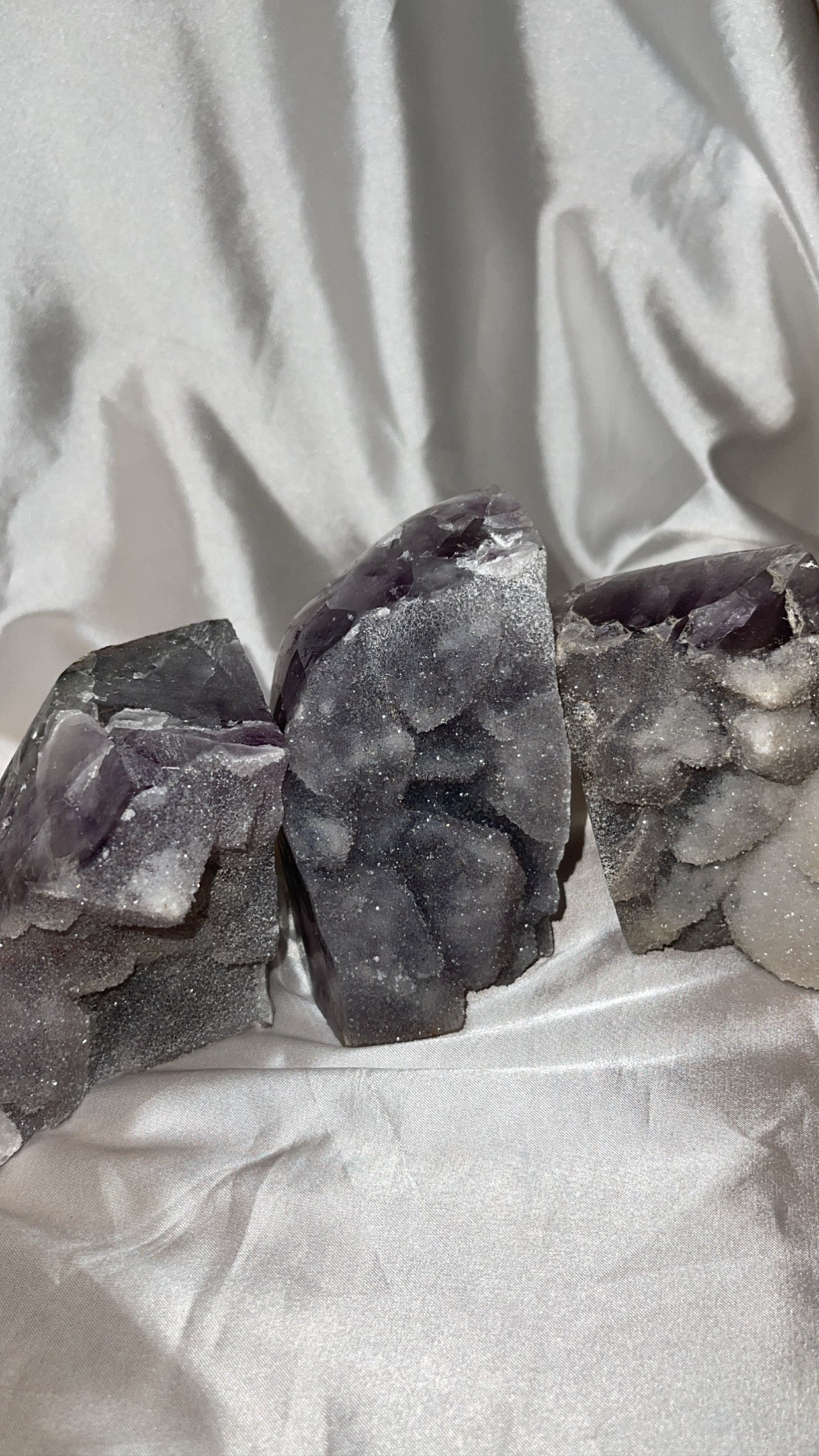 Sugar Amethyst Large Cutbase