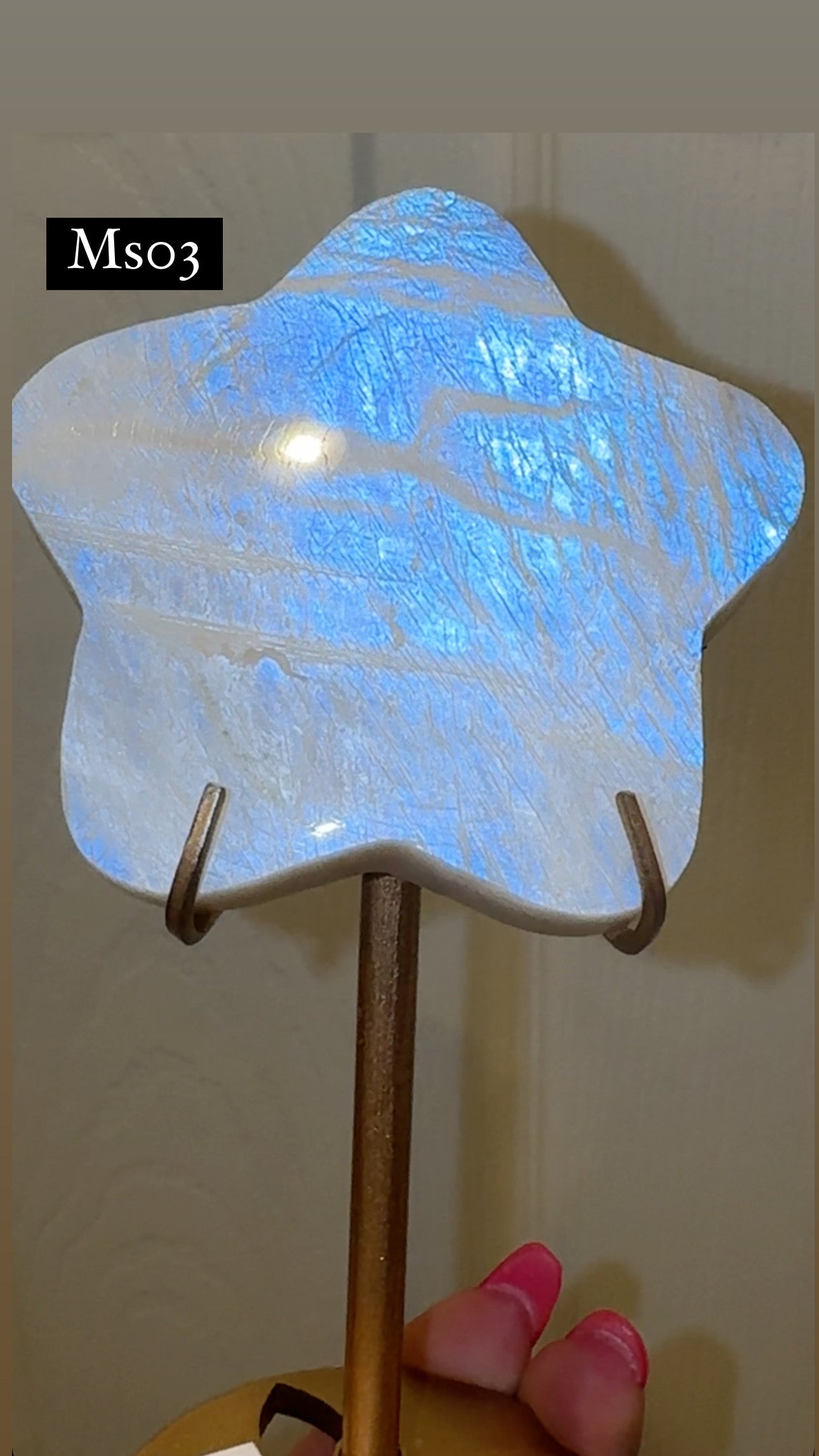 Moonstone Star on Stand AAA