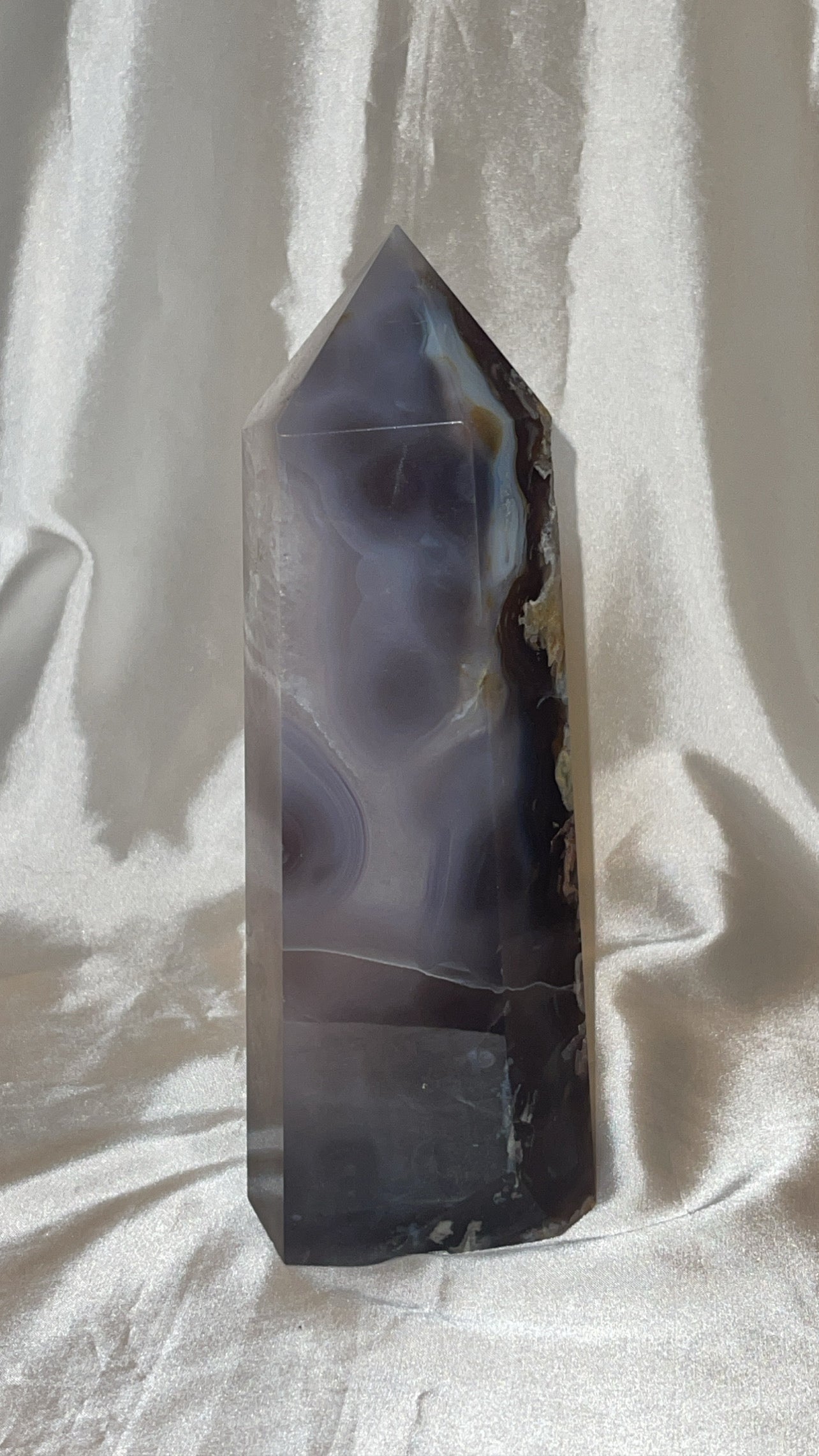 Black Flower Agate XXL Tower