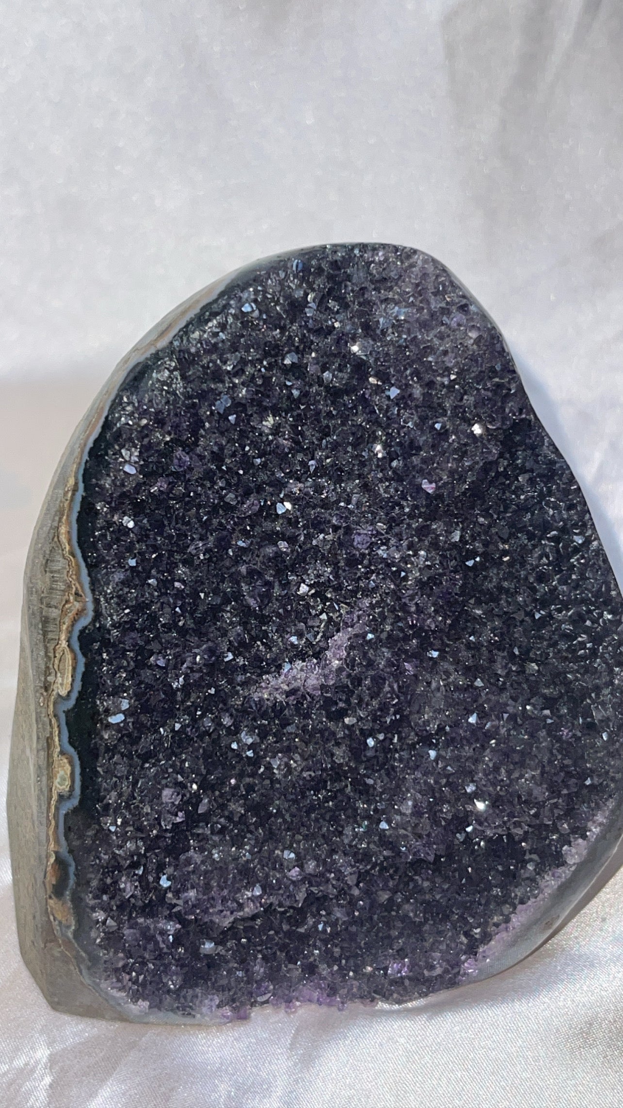 Druzy Galaxy Amethyst AAA Large Cutbase