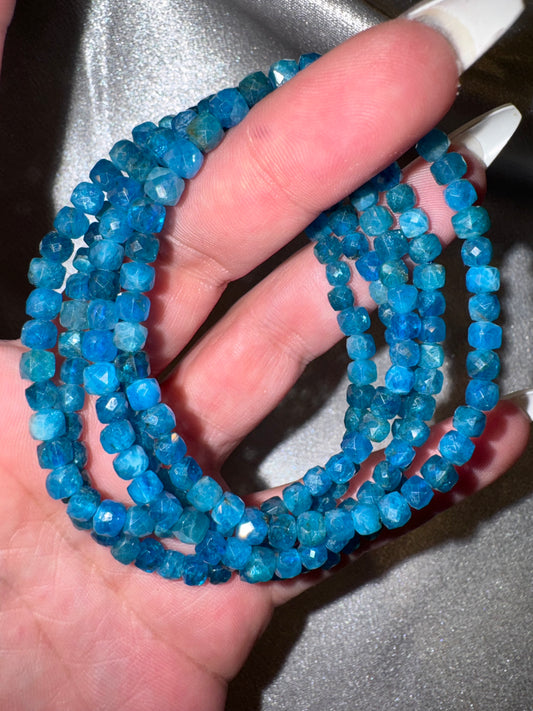 Blue Apatite AAA Faceted Bracelet 4mm