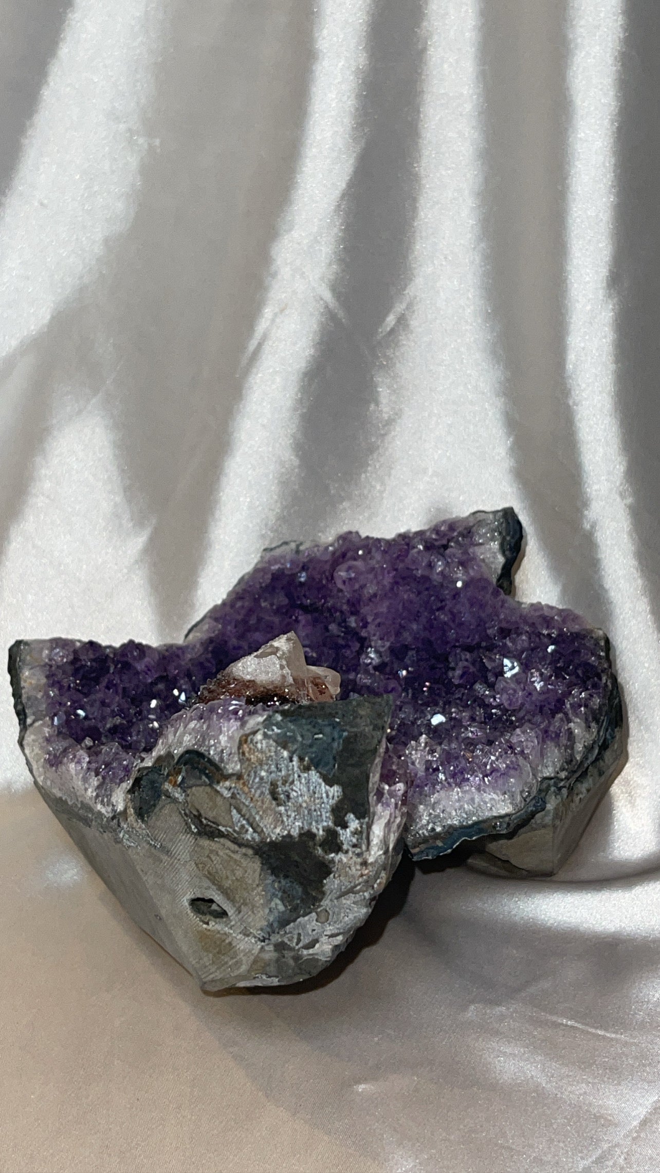 Amethyst Geode XXL Display