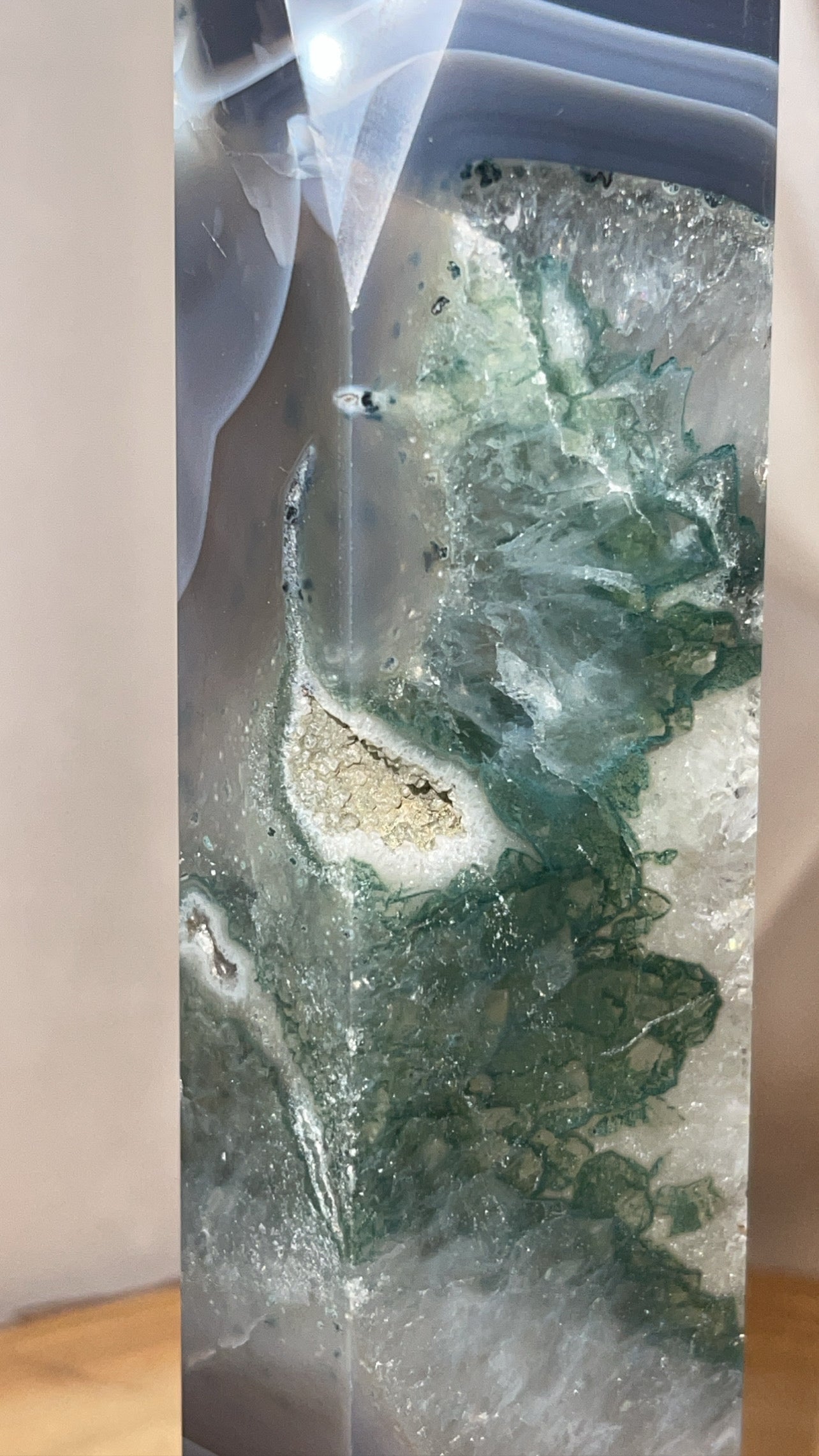 Chlorite Quartz with Banded Agate Large Tower