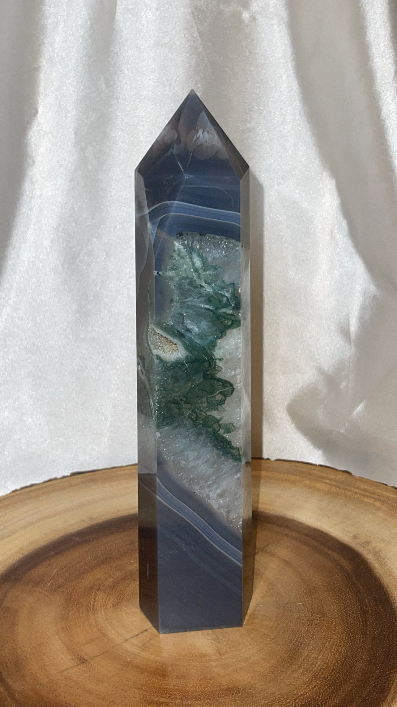 Chlorite Quartz with Banded Agate Large Tower