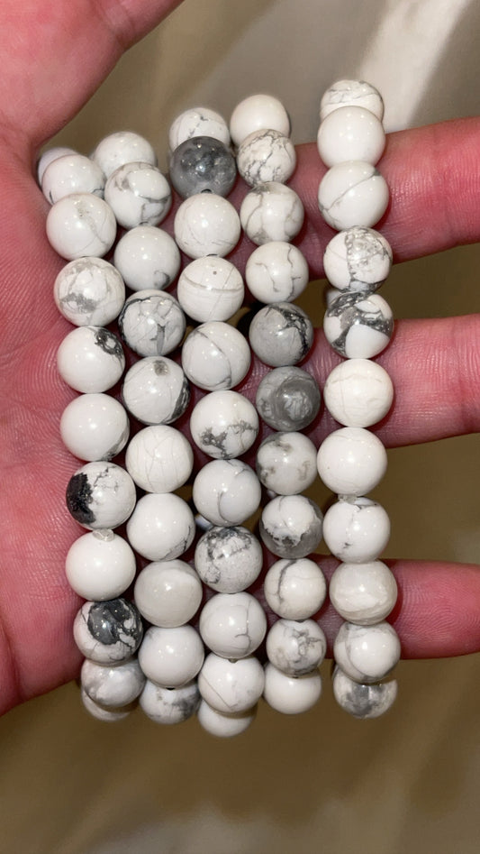 Howlite Bracelet 8mm