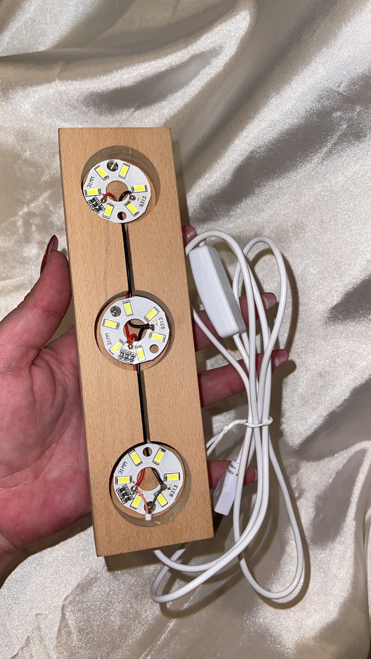 Wood Sphere Stand Light (Holds 3 or 5 spheres!)