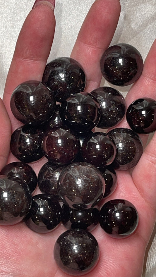 Star Garnet Sphere