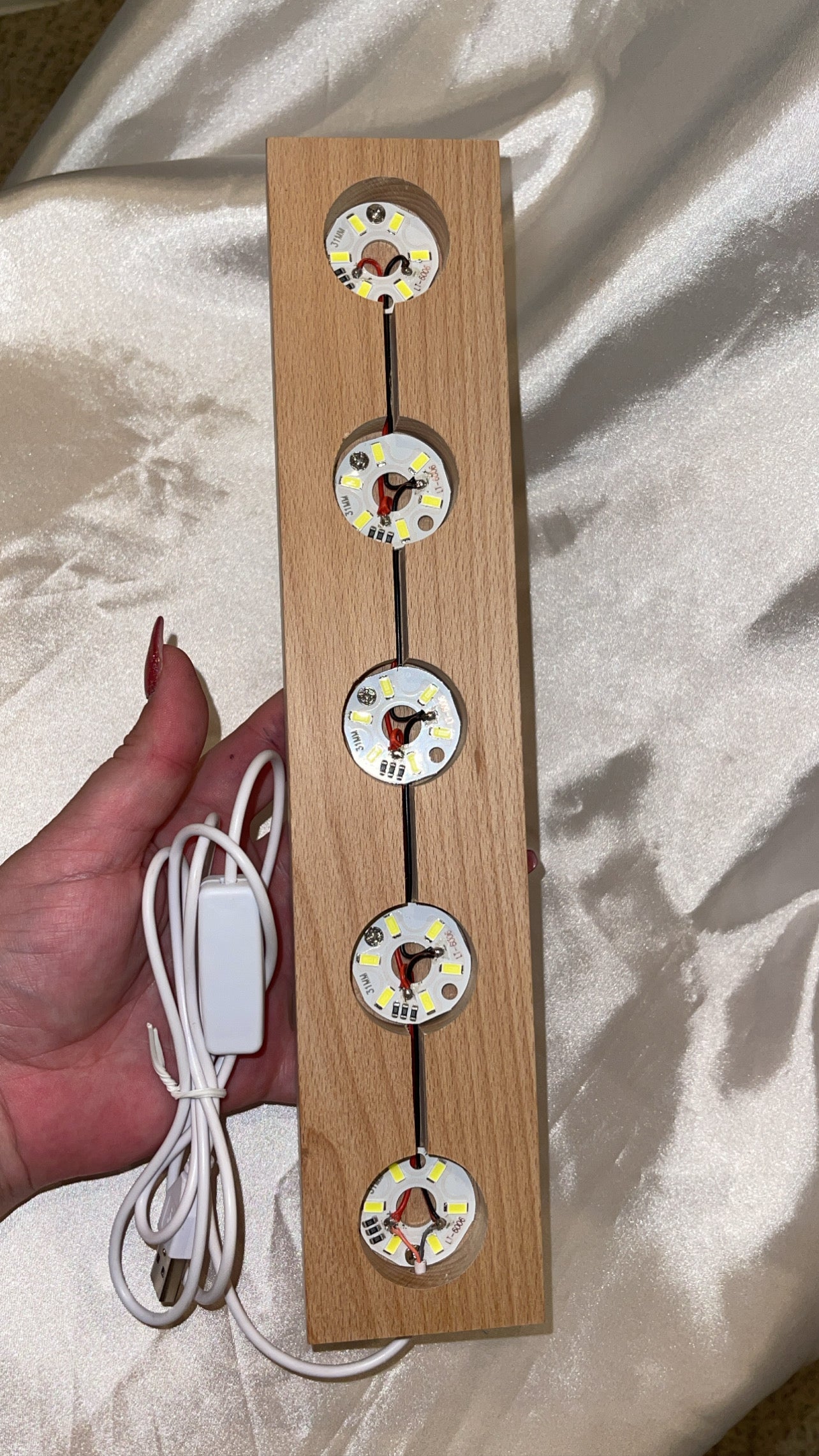 Wood Sphere Stand Light (Holds 3 or 5 spheres!)