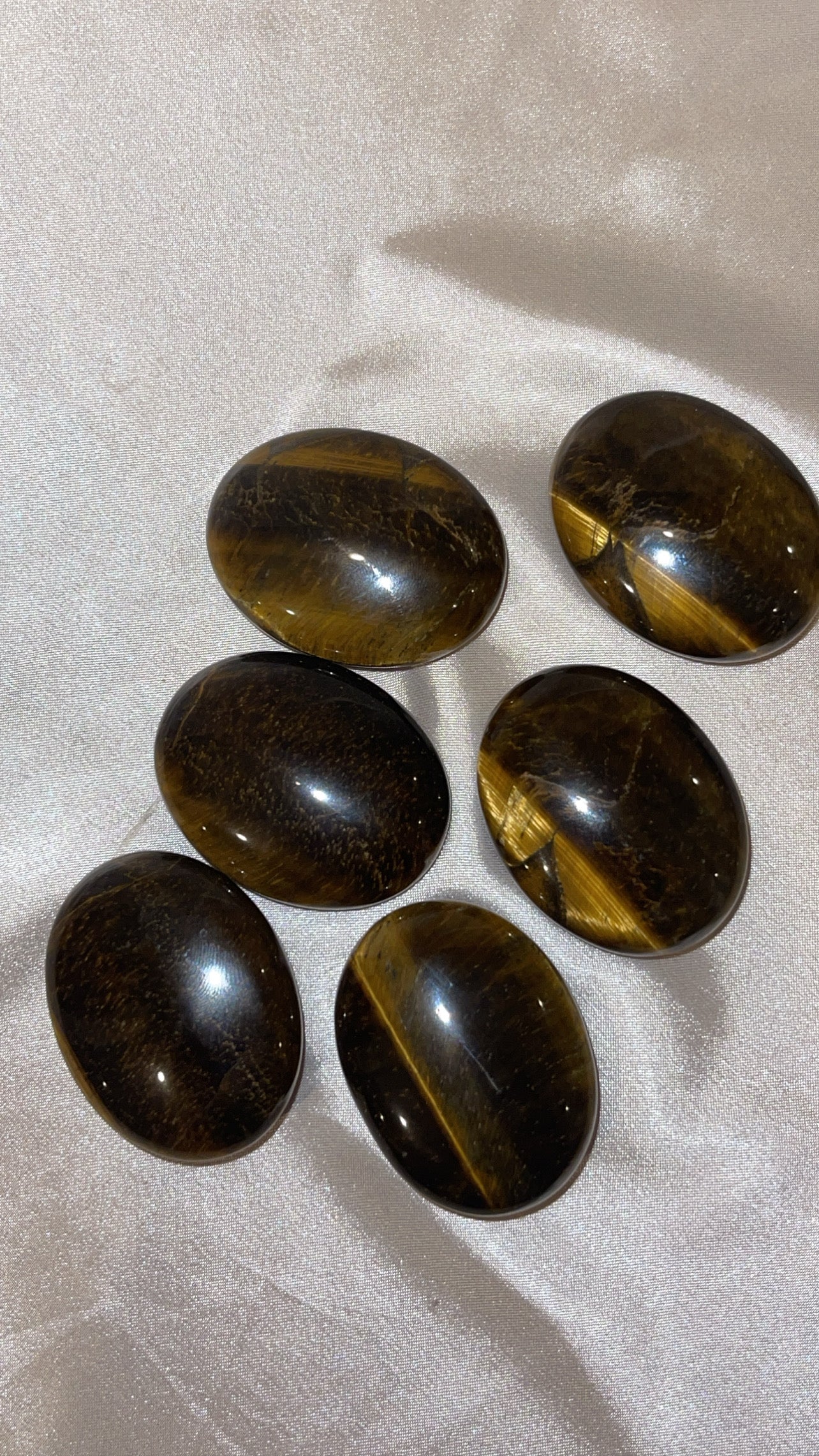 Tigers Eye Mini Palmstone