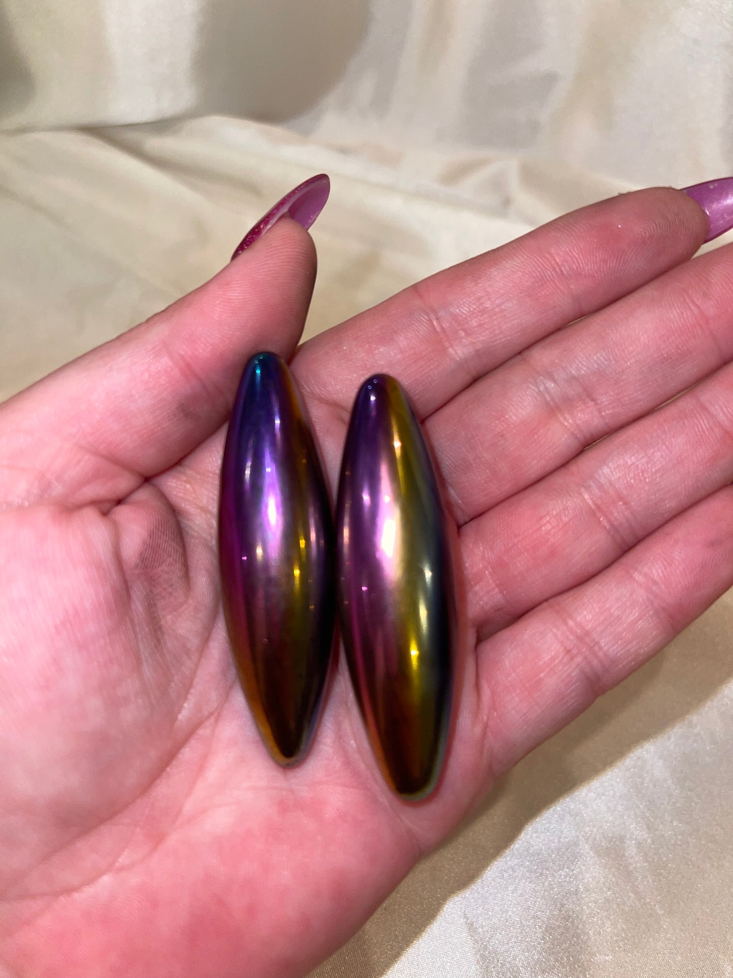Aura Magnetic Hematite