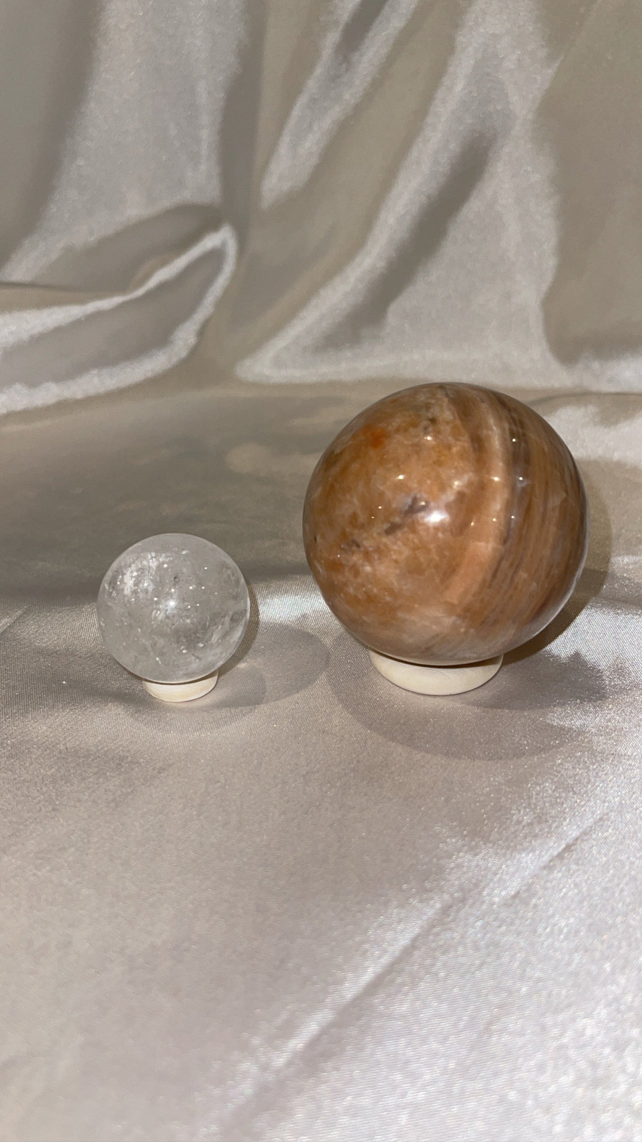 Wooden Sphere Stand