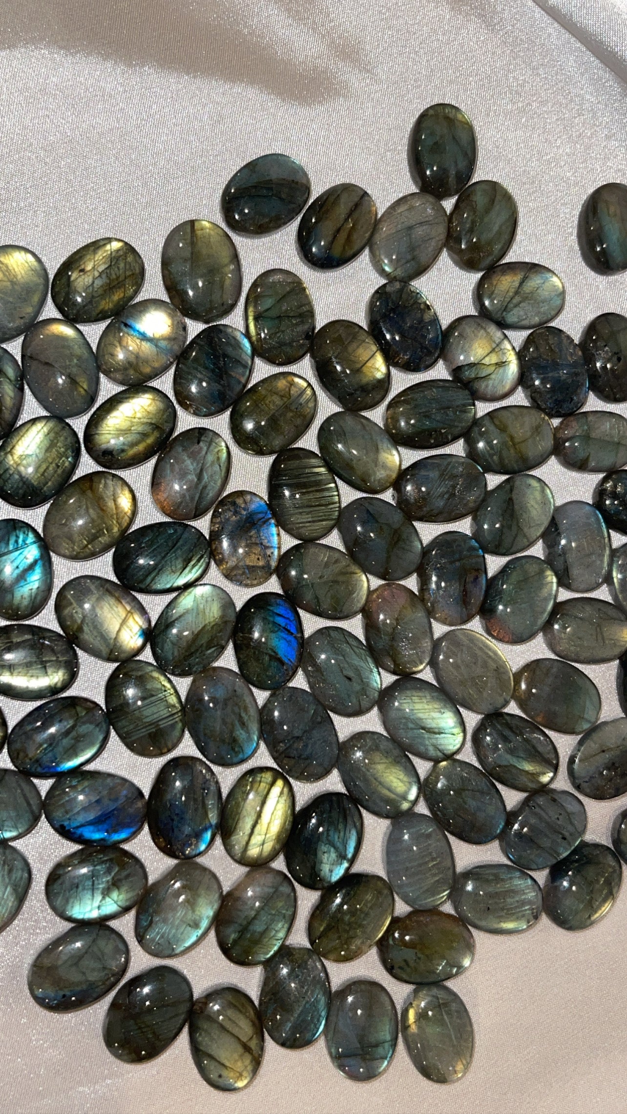 Labradorite Cabachon