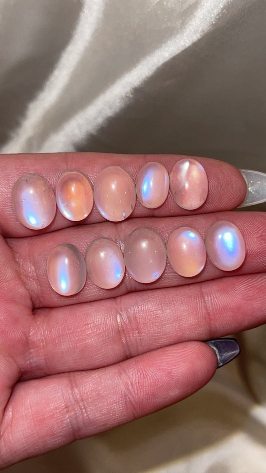 Rainbow Moonstone Cabachon