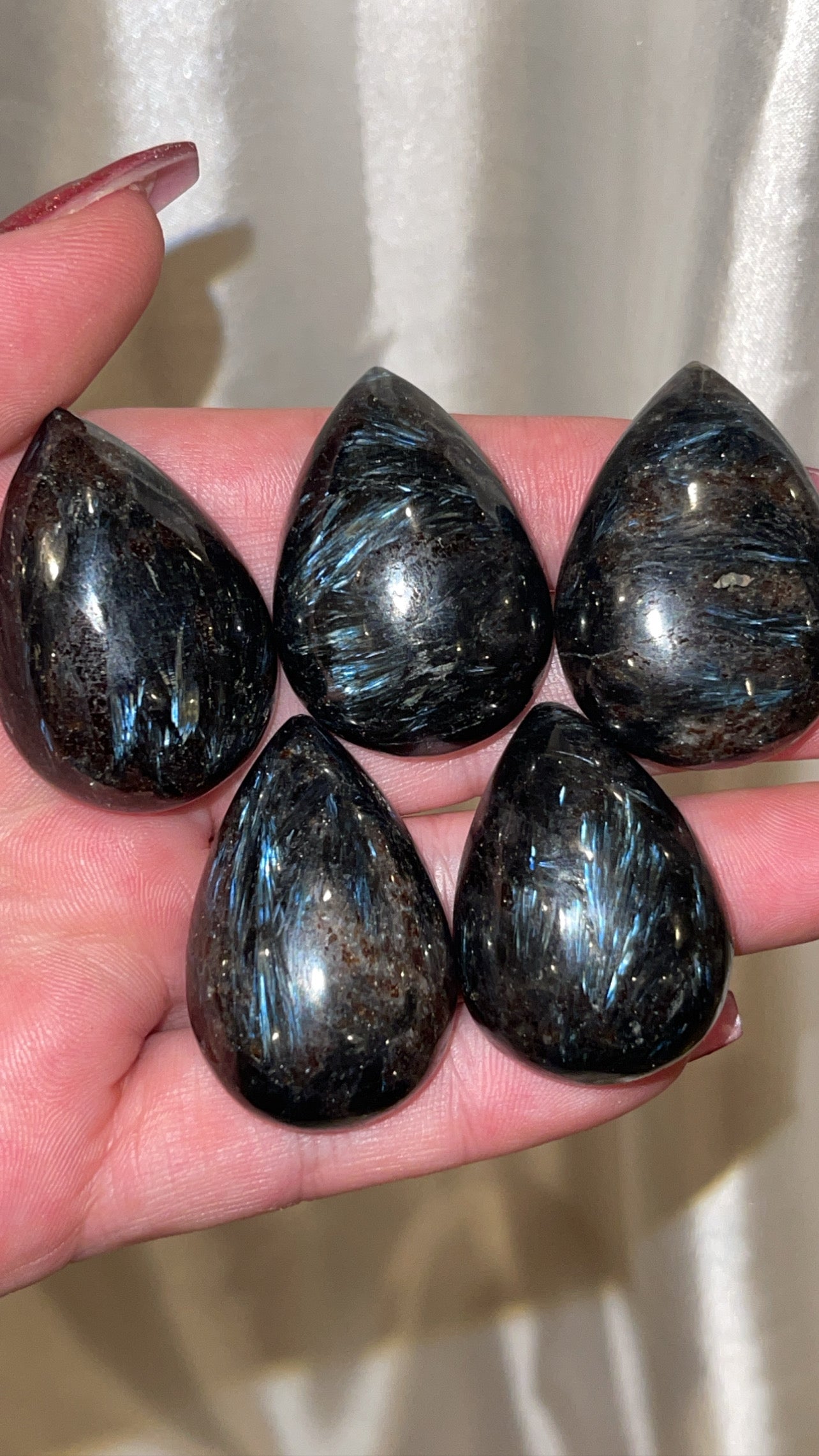 Arfvedsonite Teardrop