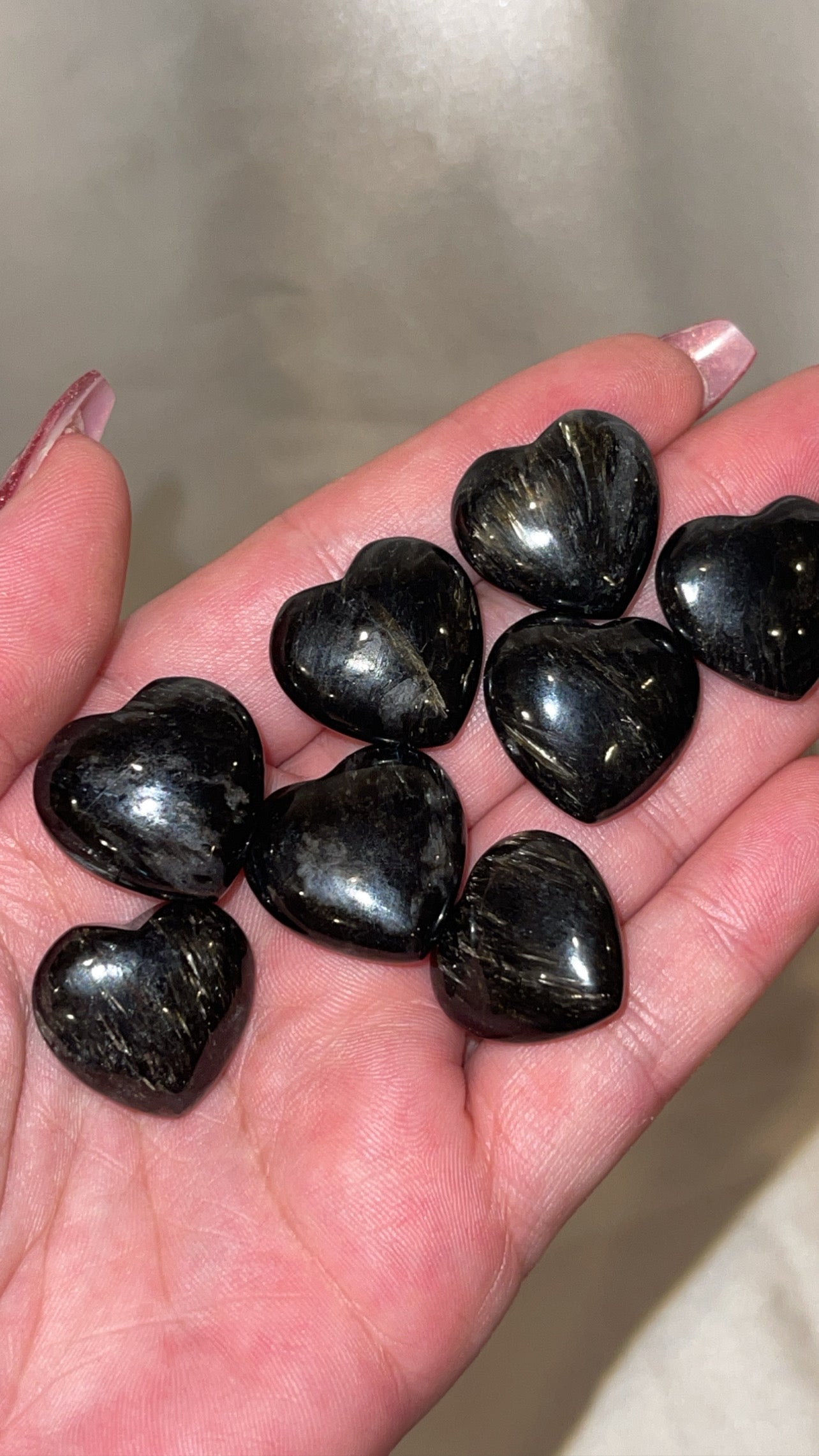 Arfvedsonite Small Heart