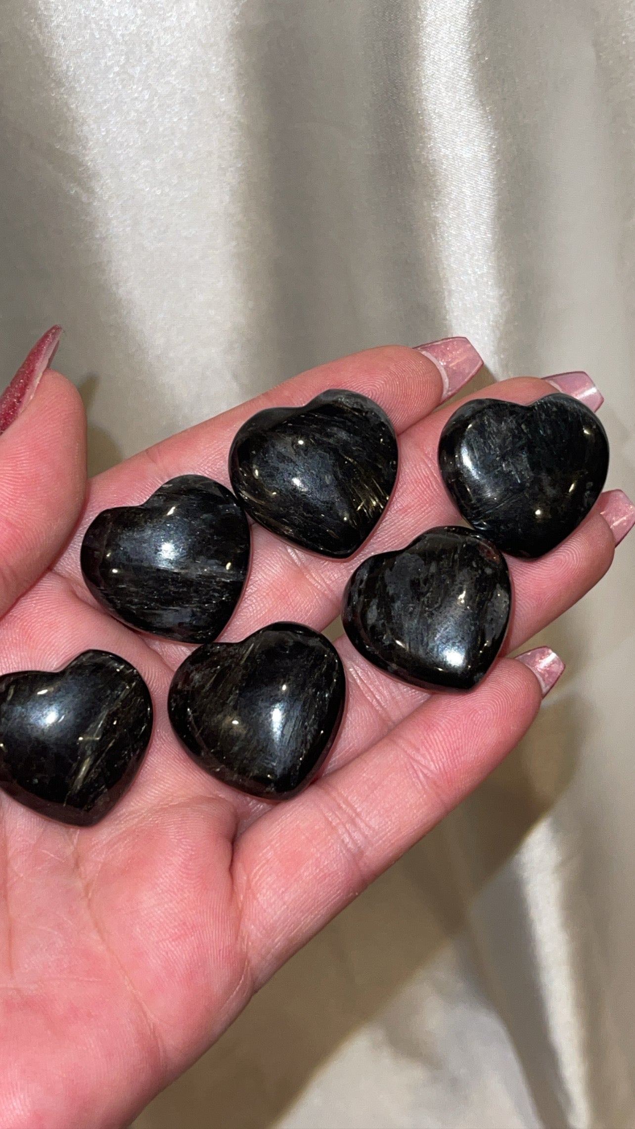 Arfvedsonite Small Heart