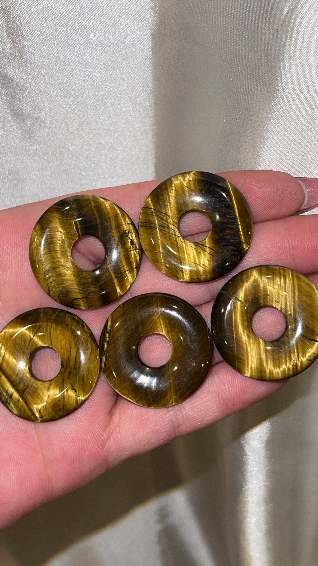 Variety Crystal Donut/Sphere Stand