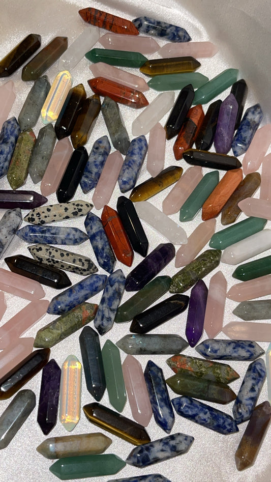 Variety Small Double Terminated Point