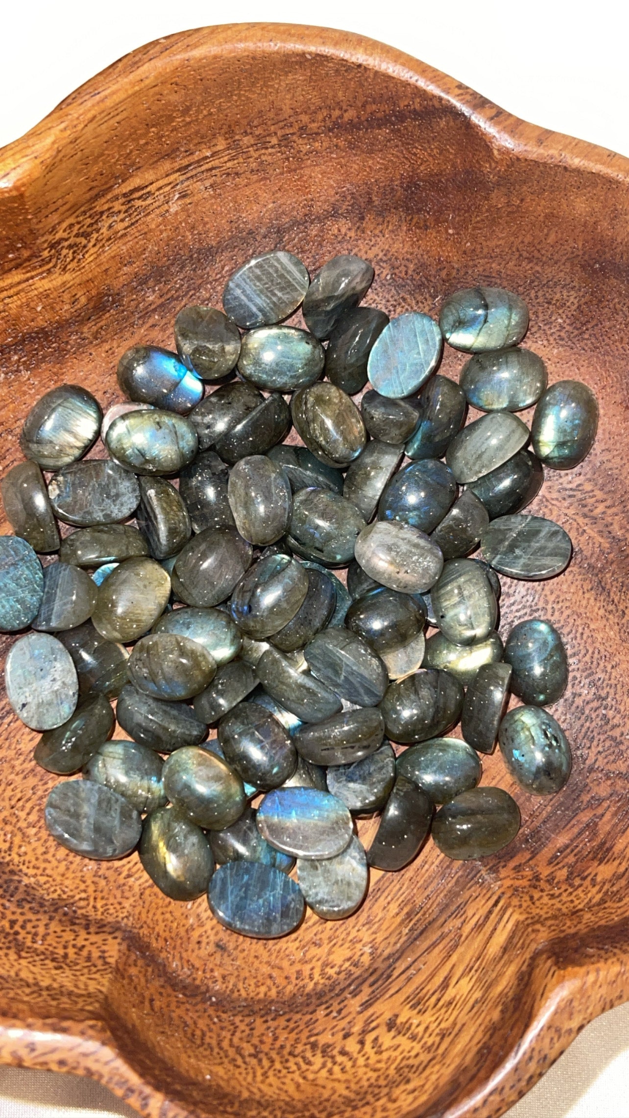 Labradorite Cabachon
