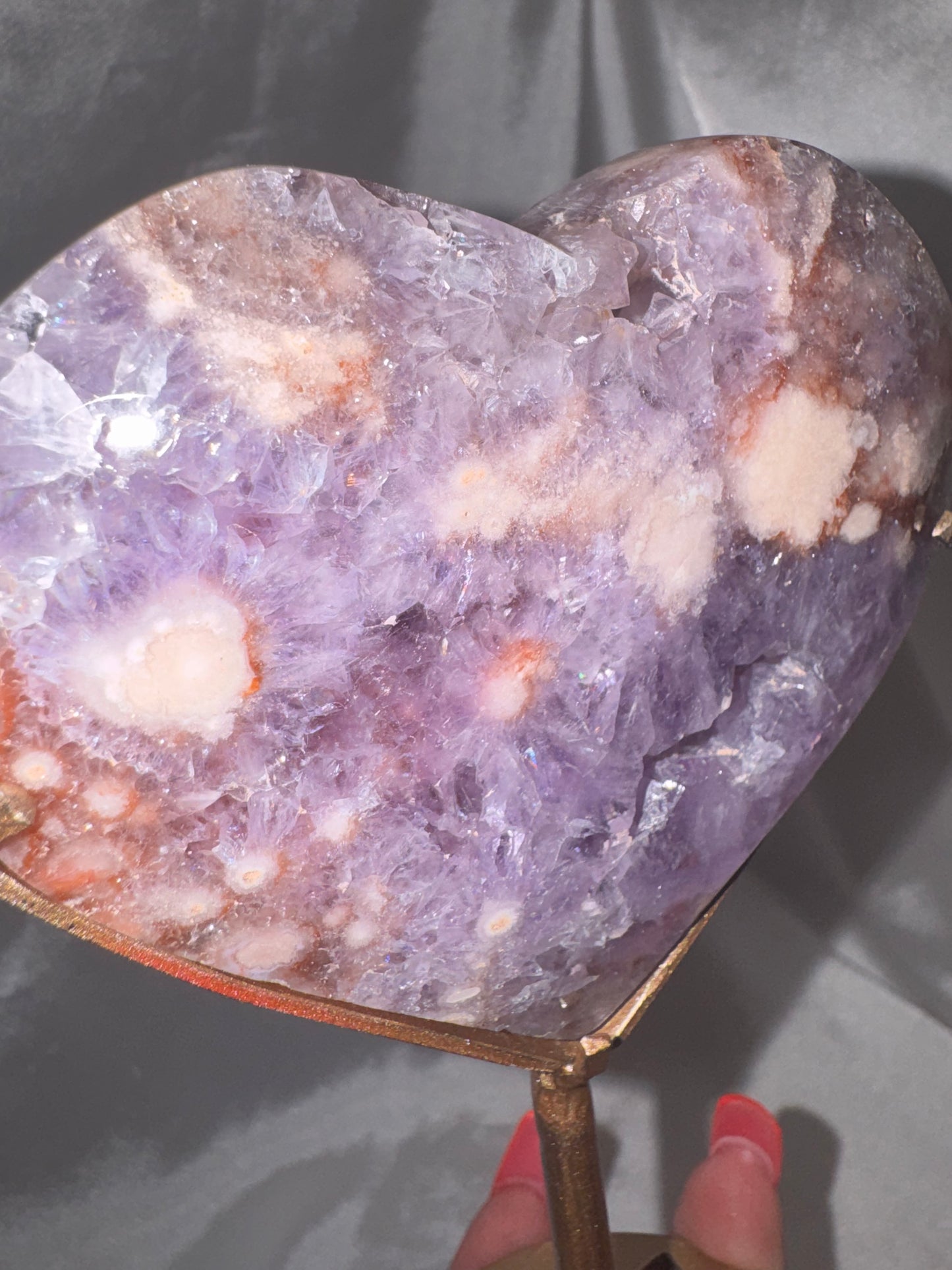 Amethyst Flower Agate AAA XL Heart on stand