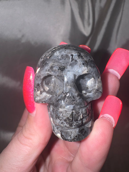 Larvakite Flashy Skull (Last one!)