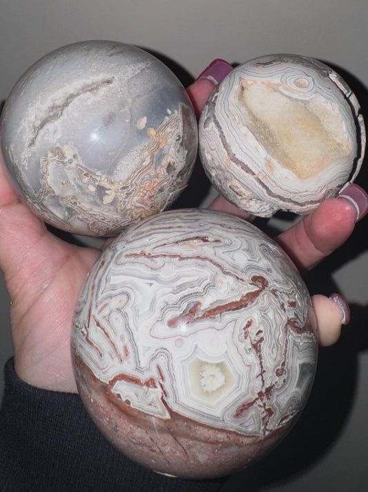 Druzy Mexican Crazy Lace Agate Sphere