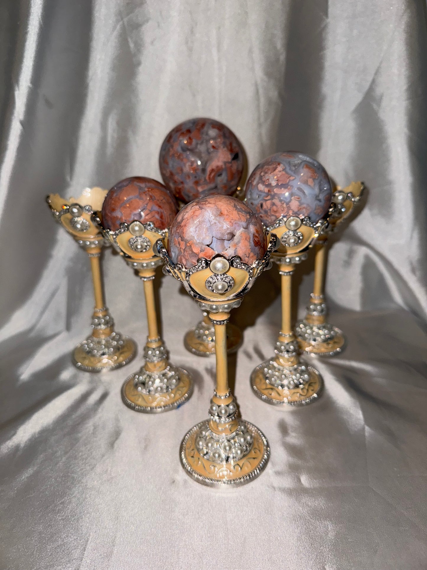 Detailed Sphere Stand