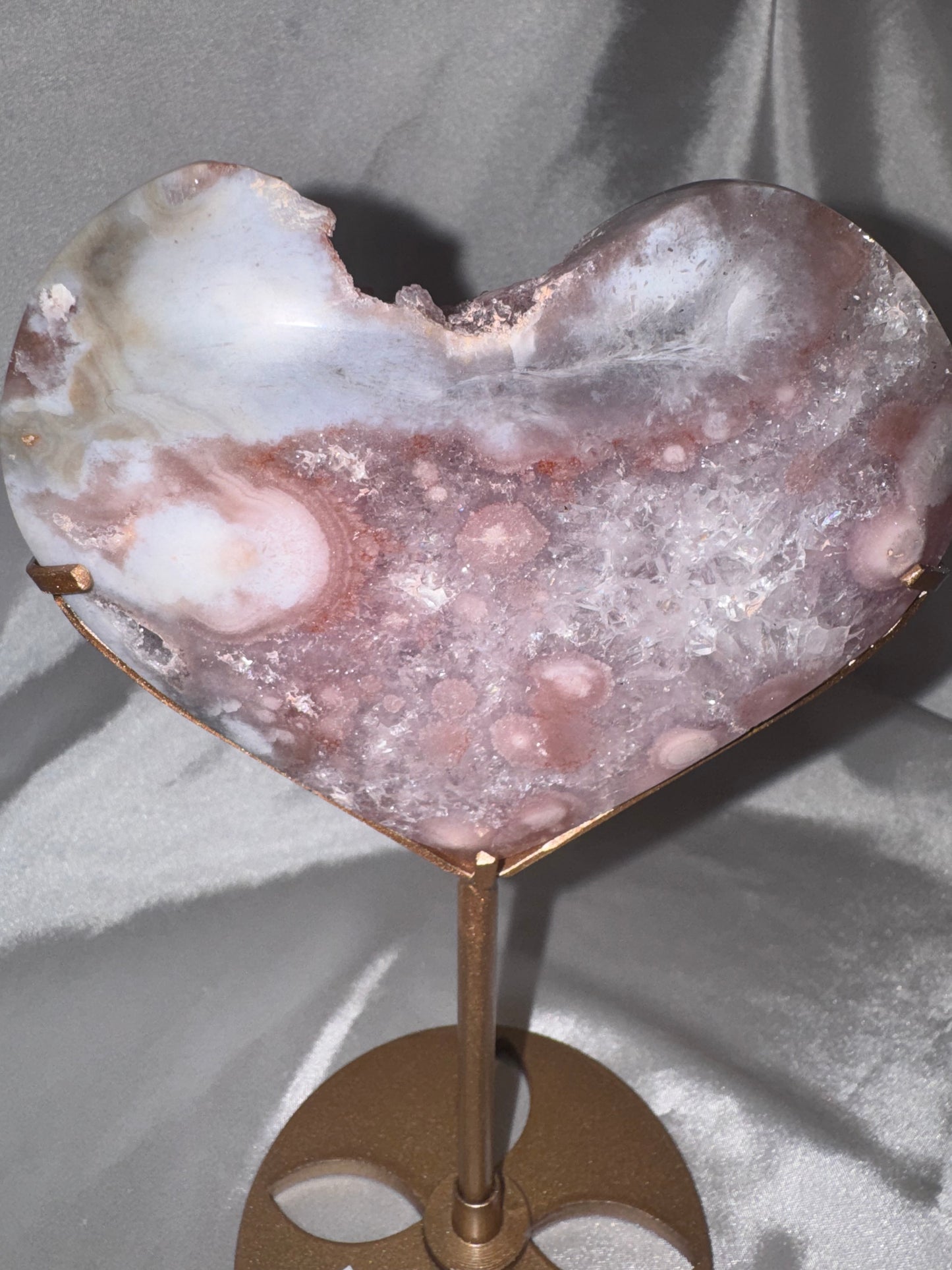 Amethyst Flower Agate AAA XL Heart on stand