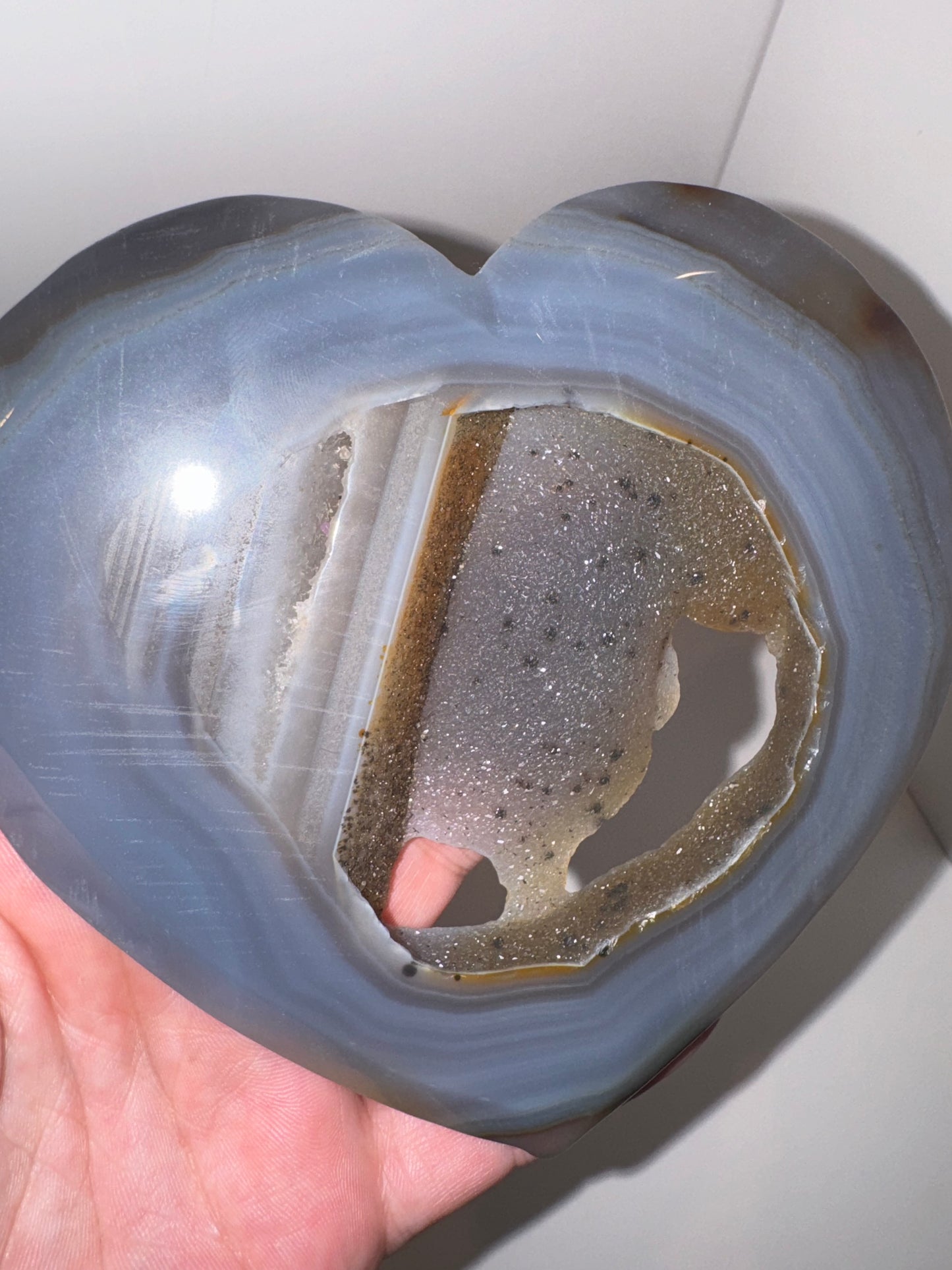 Druzy Agate XL Heart on Stand